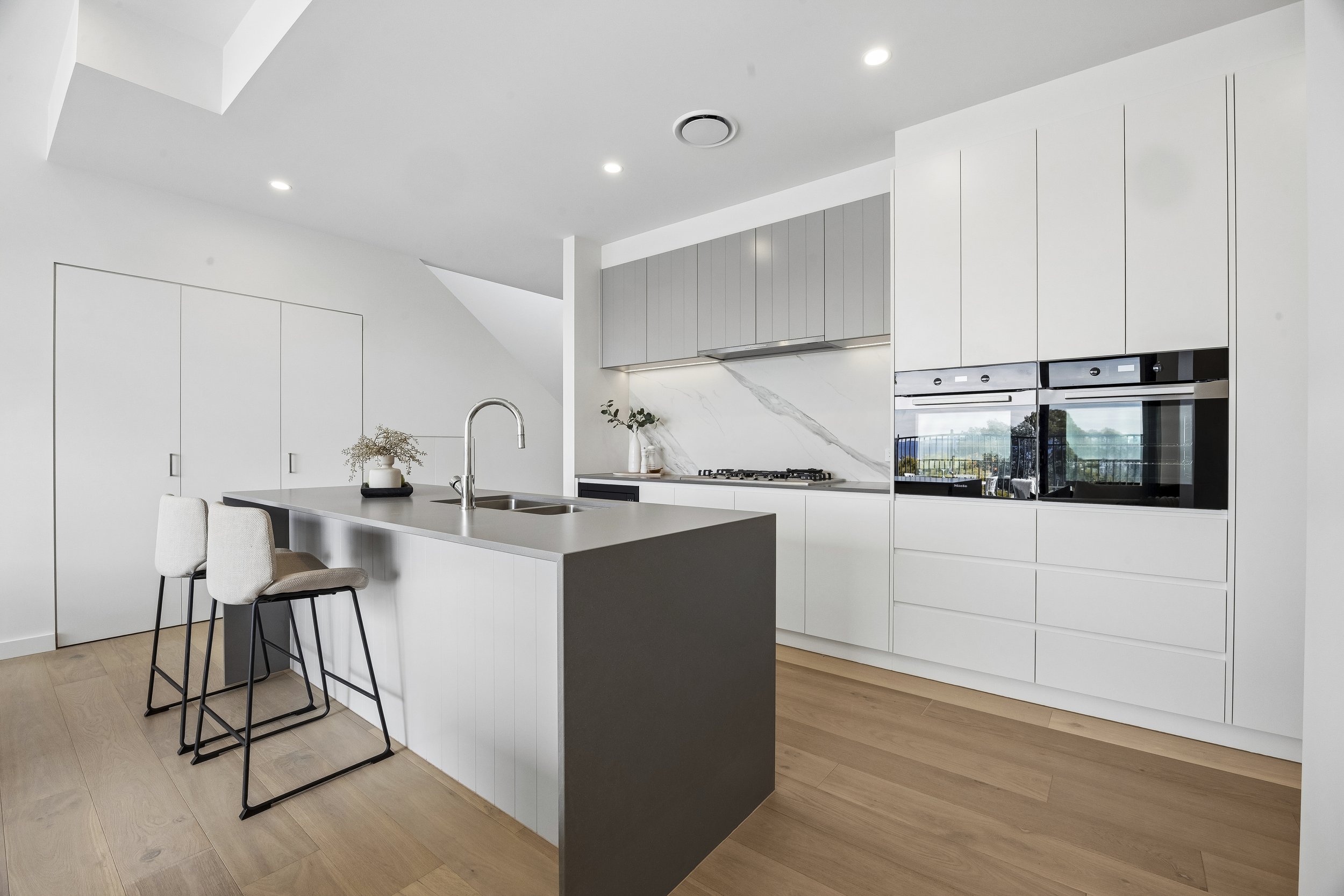 072_Open2view_ID1027783-12B_Leahy_Close__Narrabundah.jpg