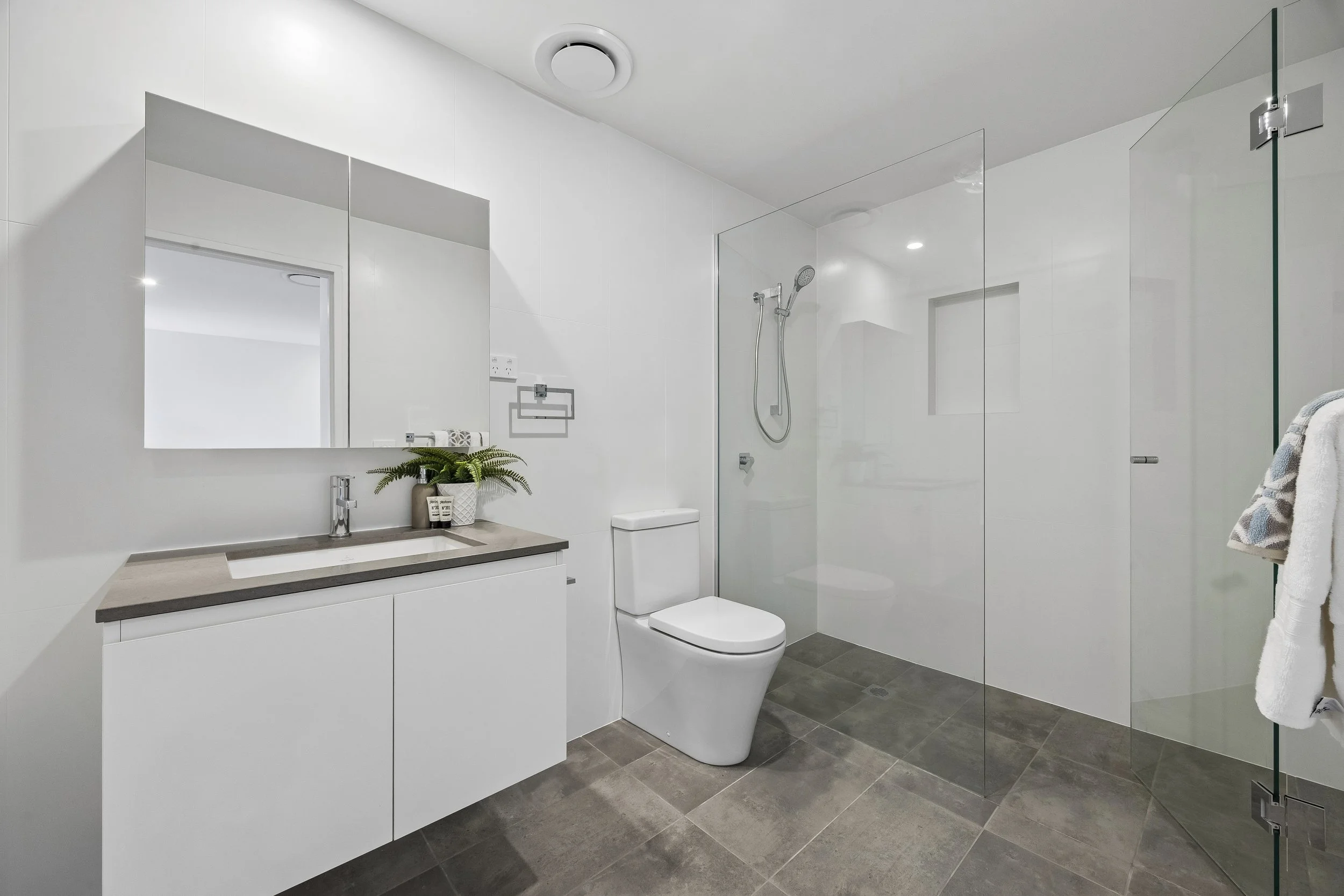 058_Open2view_ID1027783-12B_Leahy_Close__Narrabundah.jpg