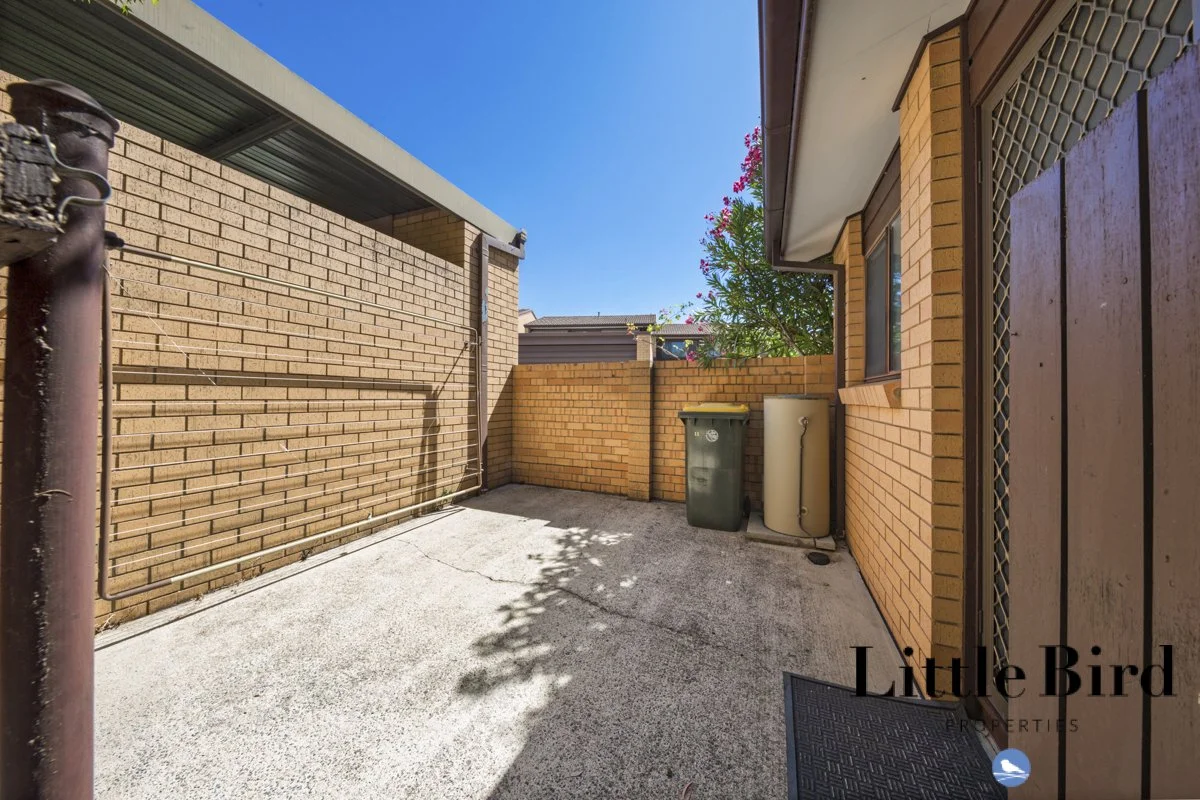 11_63 Pearson st Holder_11.jpg