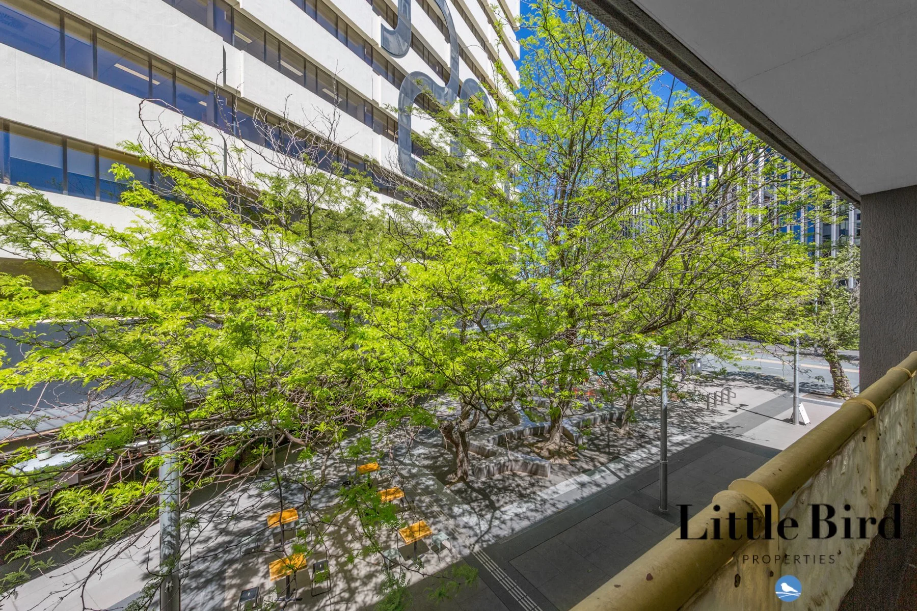 112_2 Akuna St City_15.jpg