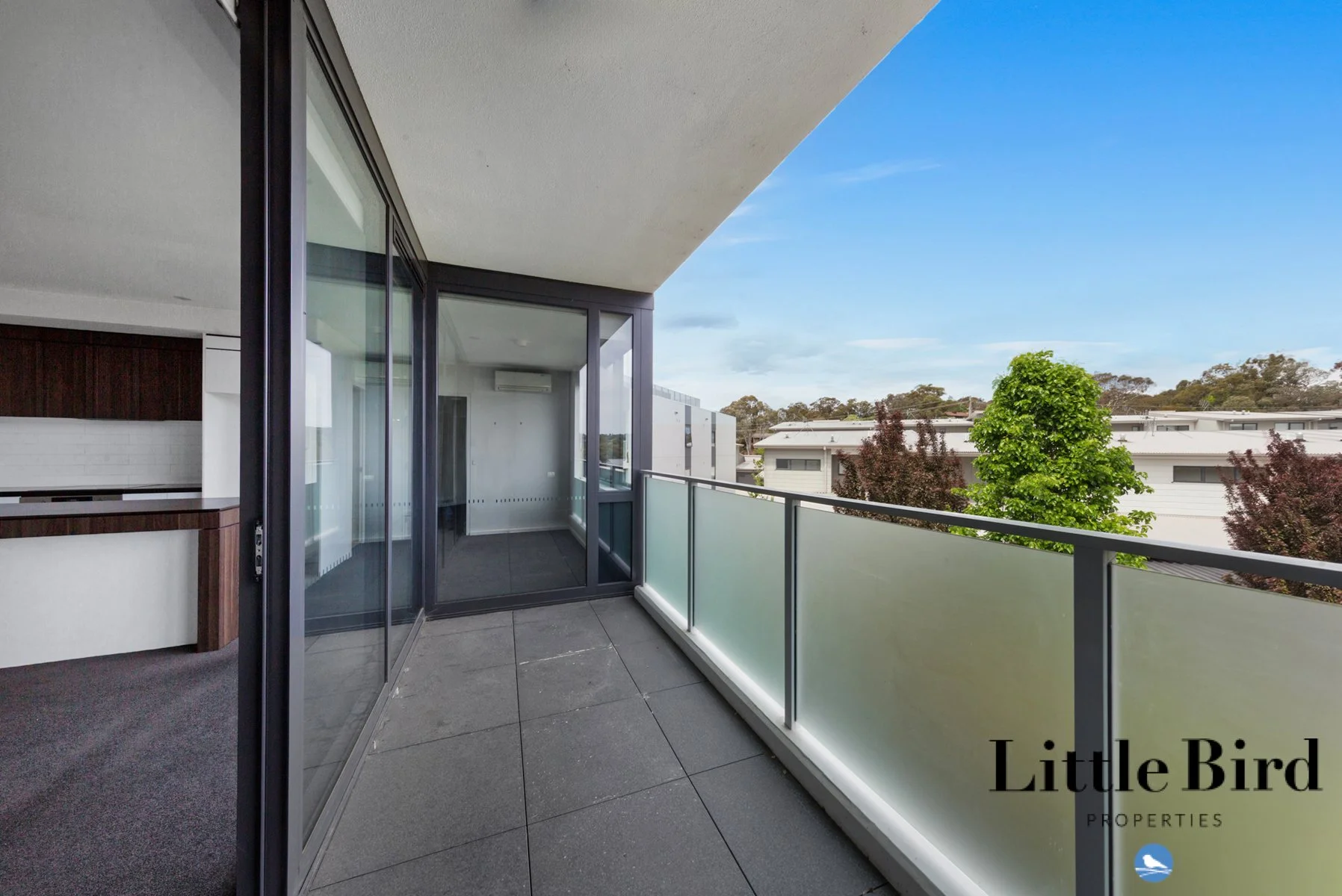 33_2 Henshall Way Macquarie_17.jpg