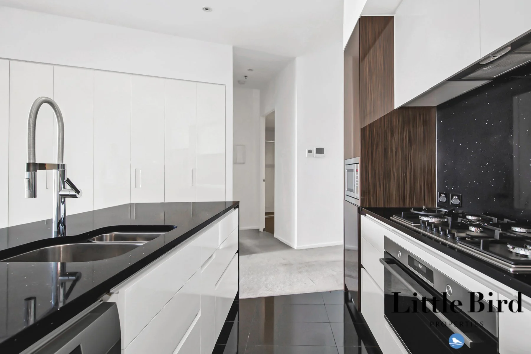 1605_240 Bunda st City_10.jpg