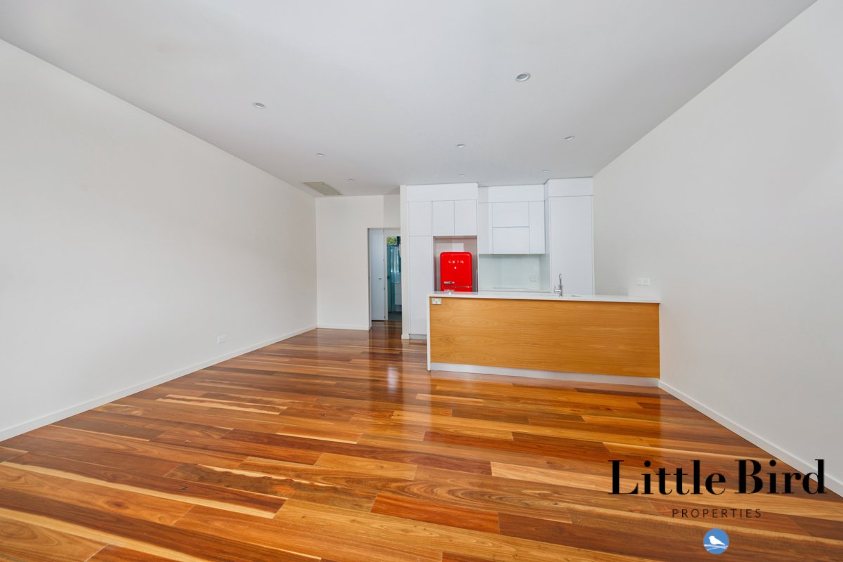 26_56 Stuart St Griffith_6.jpg