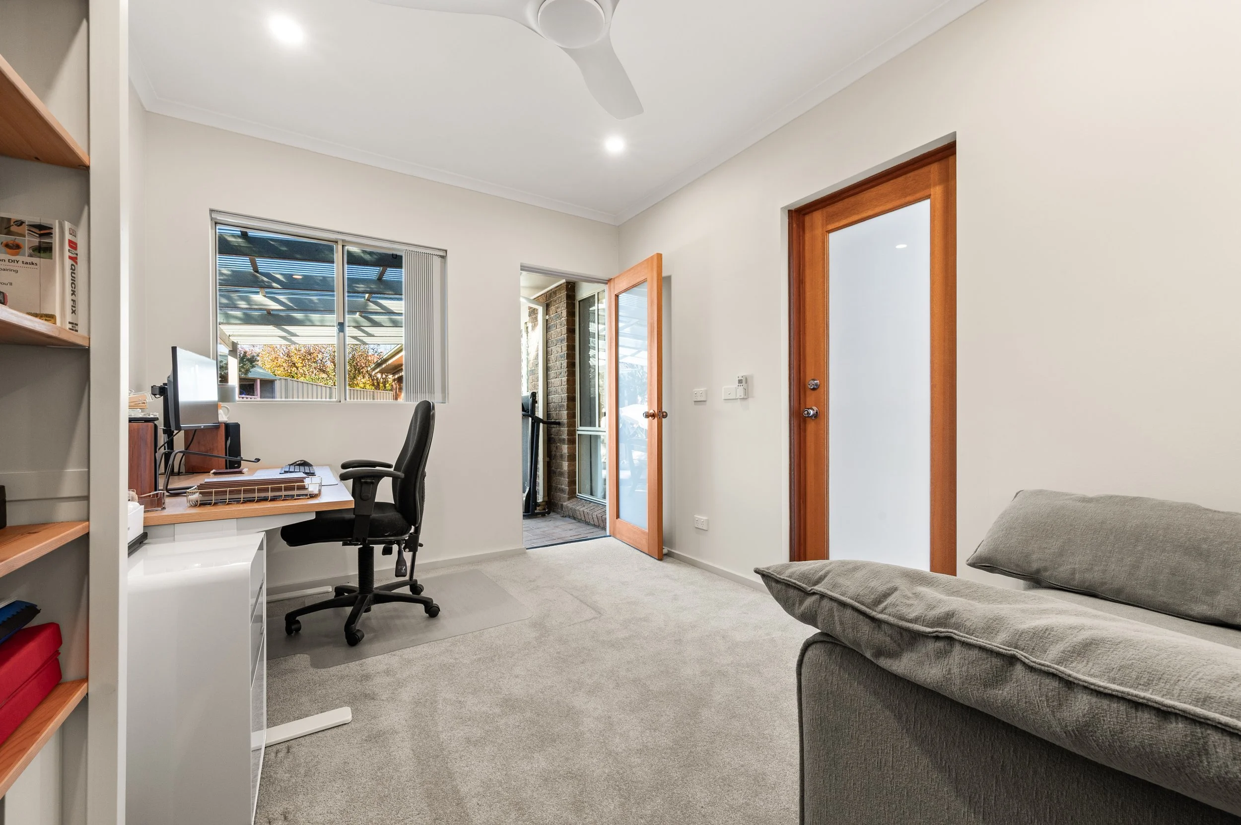 68 Magenta Square Amaroo-002.jpg