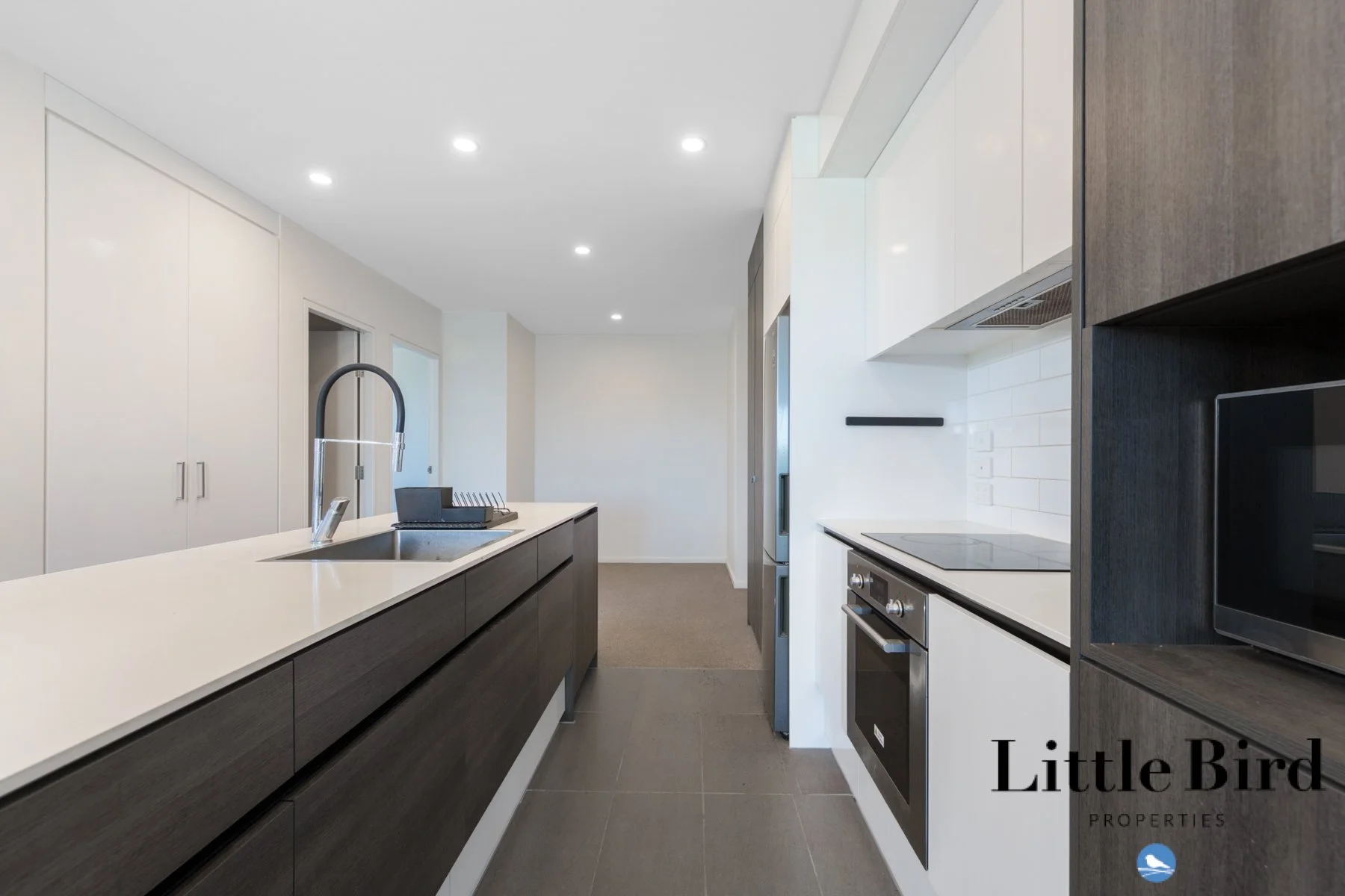 112_26 Antill St Dickson_8.jpg