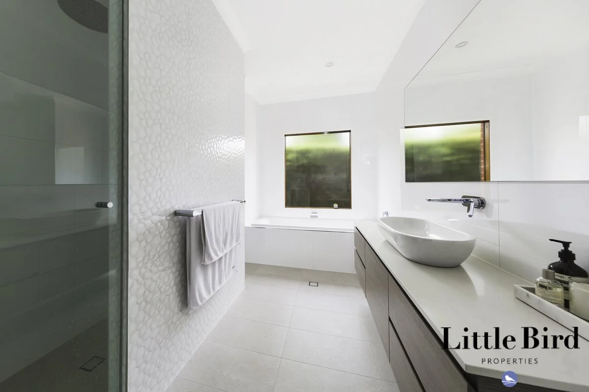 19 Mckinley st Narrabundah_18.jpg