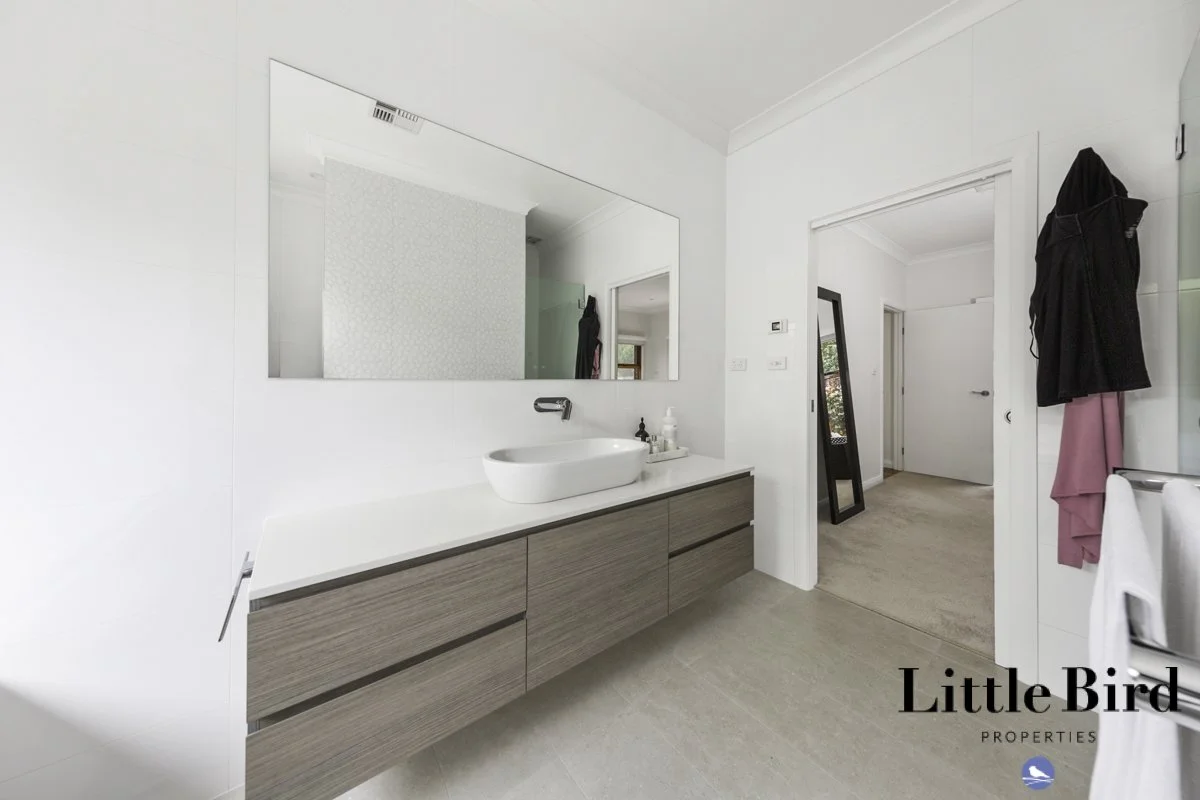 19 Mckinley st Narrabundah_19.jpg