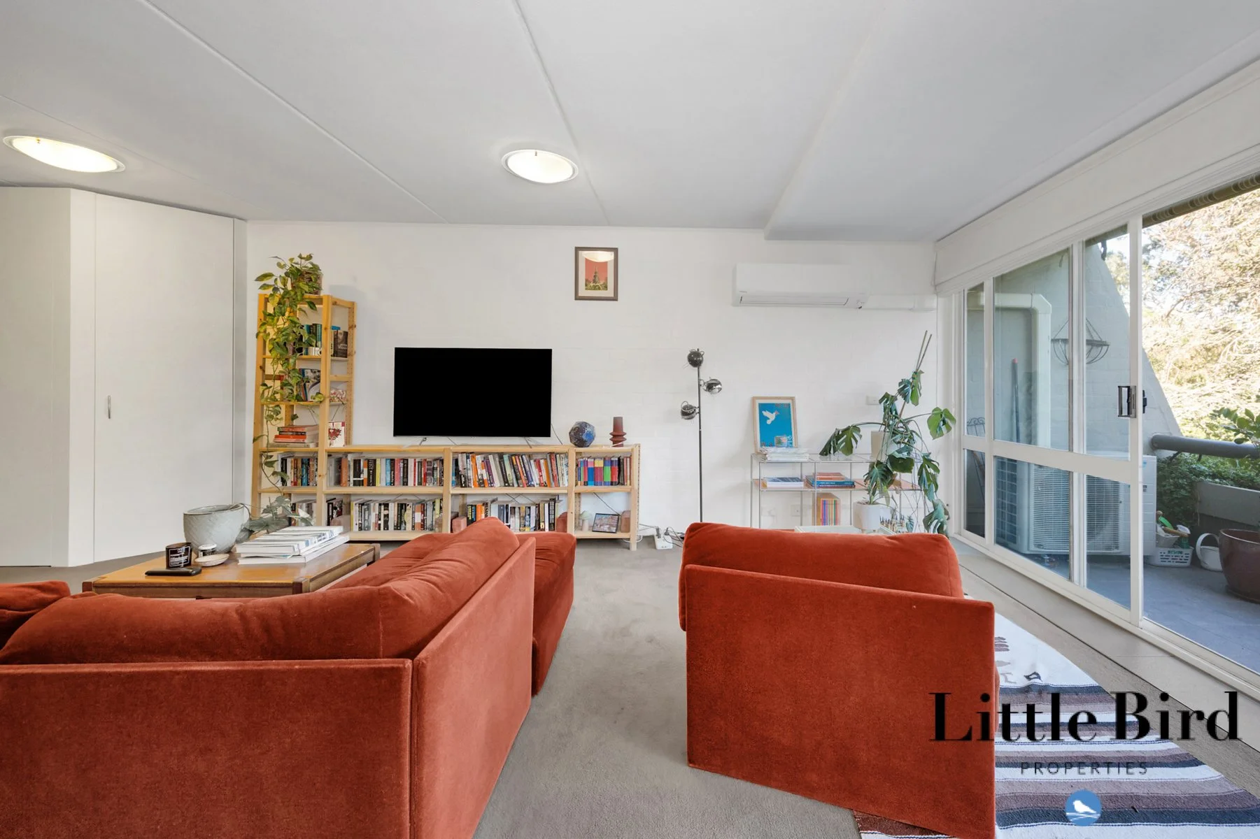 34/18 Currie Cres Kingston