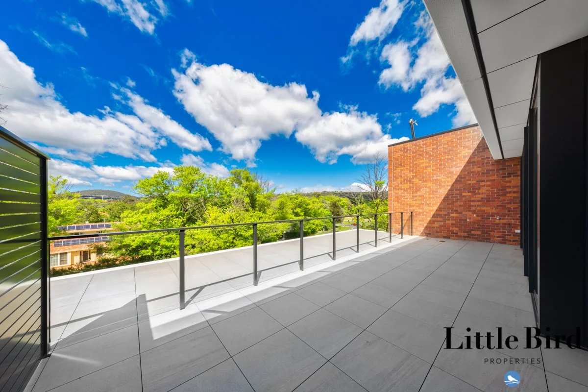 12/2 Light Street Griffith