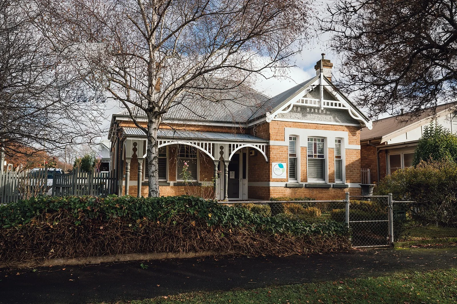 photo of the front of Total Health Orange building