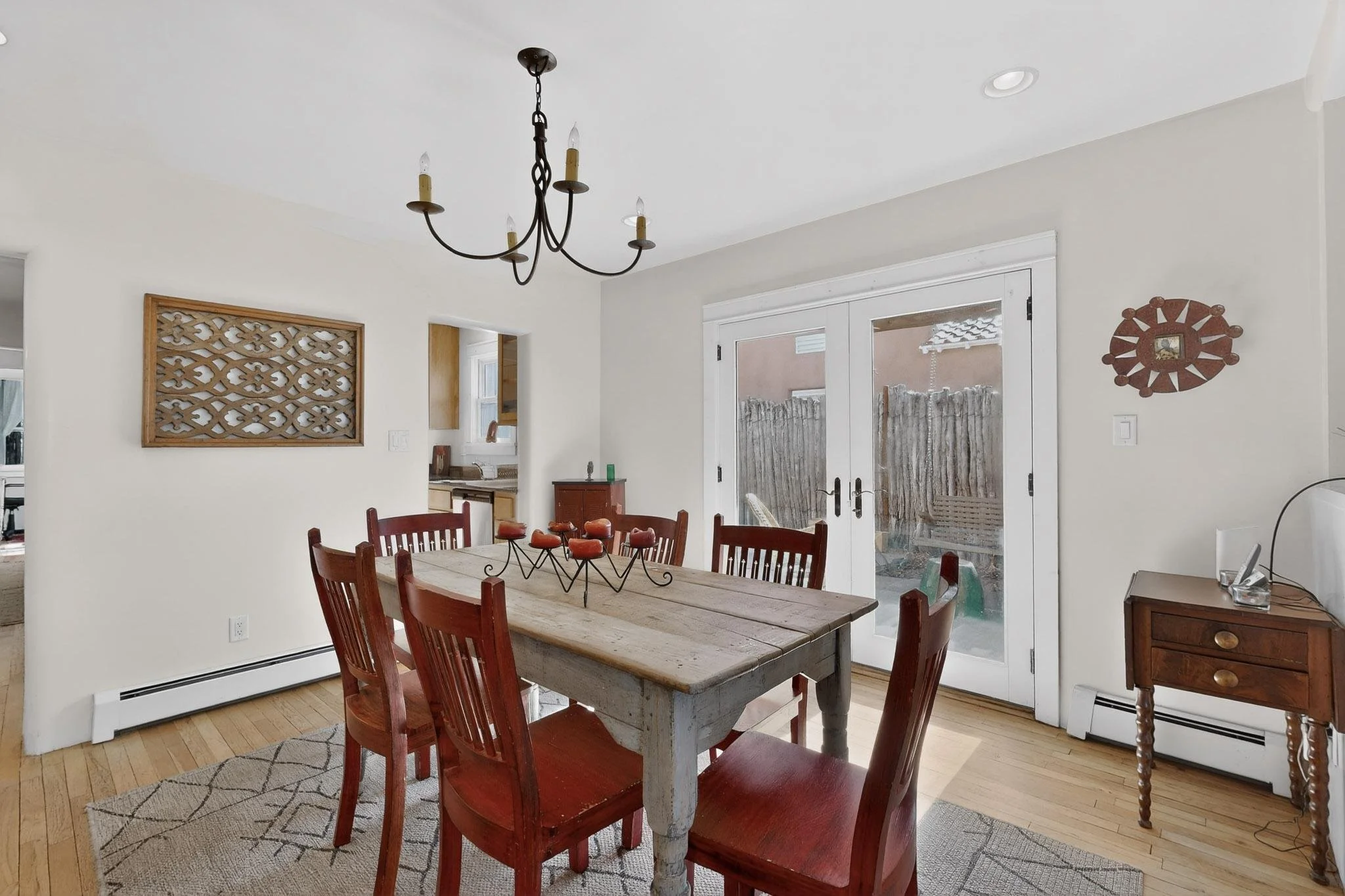 19-3D-Casas-723-Gildersleeve-St-Unit-C-12192025_074553.jpg