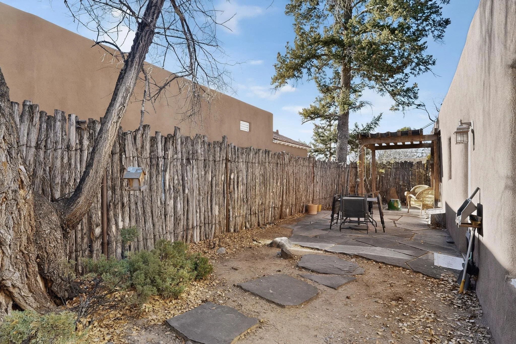 48-3D-Casas-723-Gildersleeve-St-Unit-C-12192025_080638.jpg