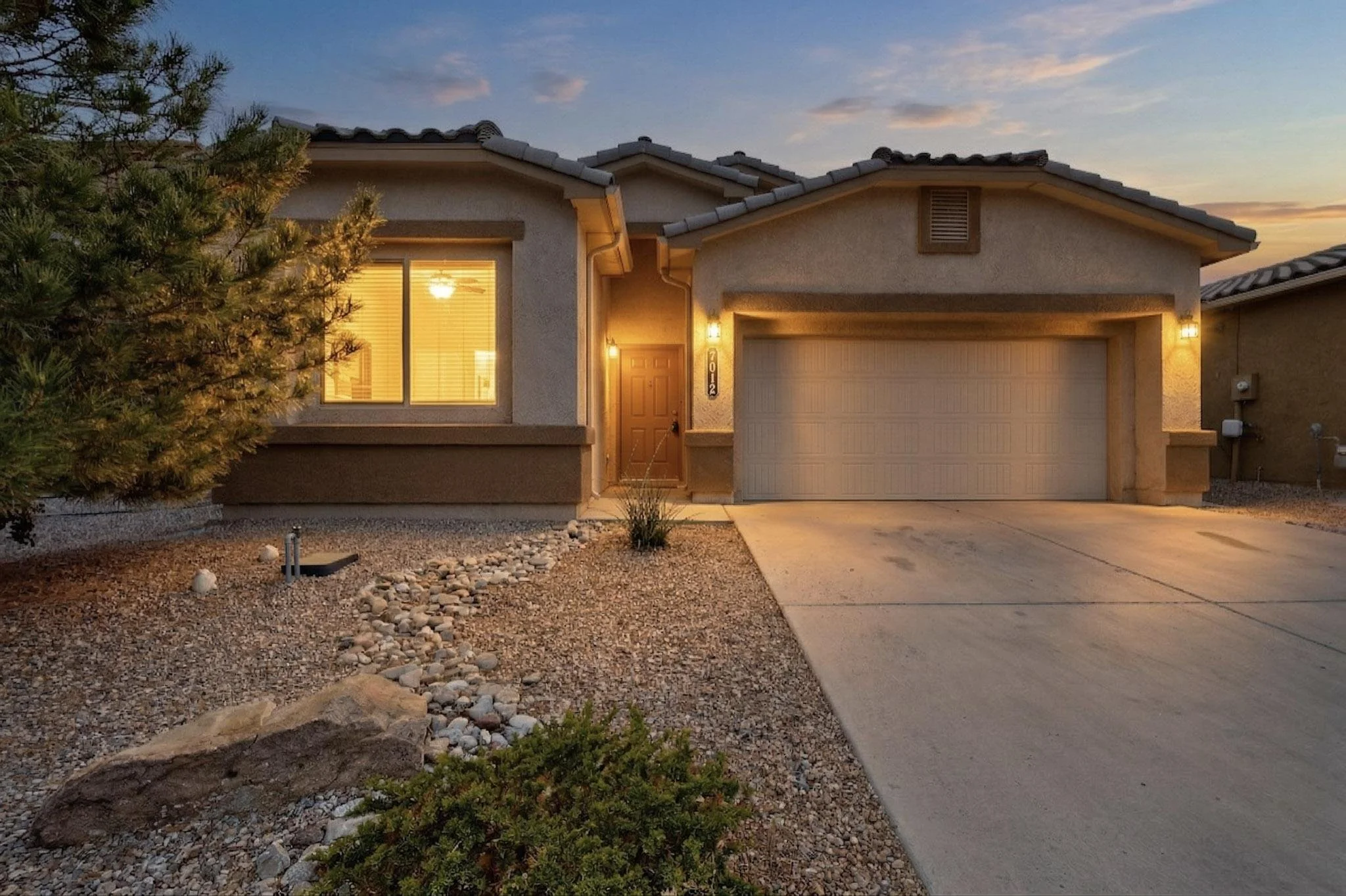 1-7012 Tempe Ave NW (7).jpg