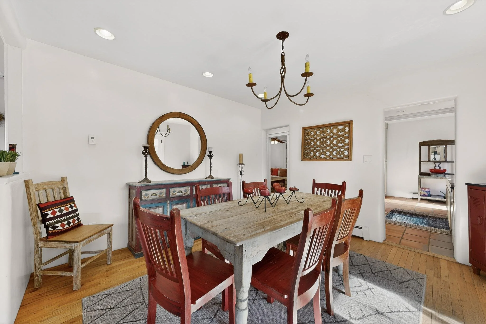 20-3D-Casas-723-Gildersleeve-St-Unit-C-12192025_074643.jpg