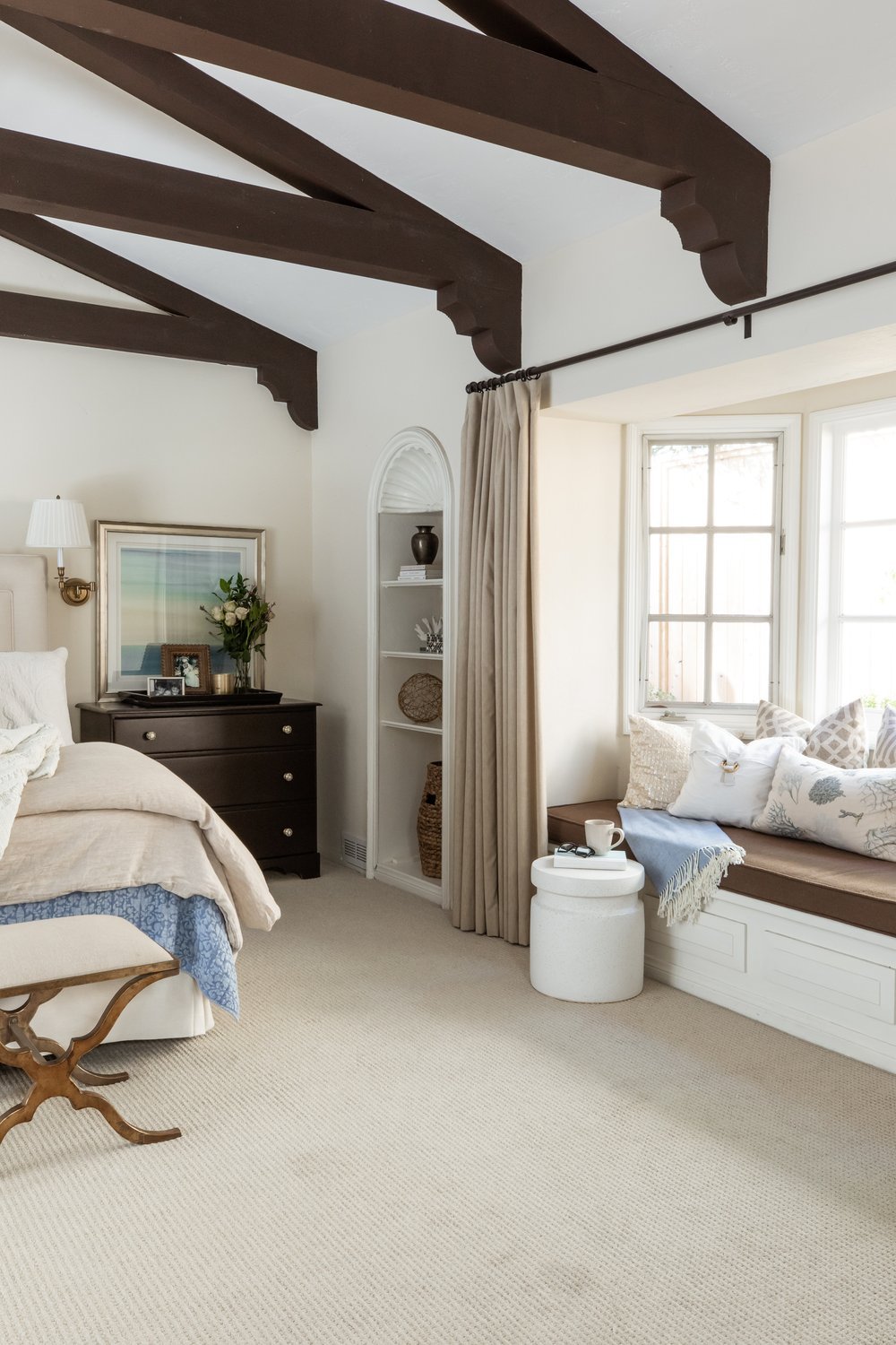 Southern California bedroom interior design