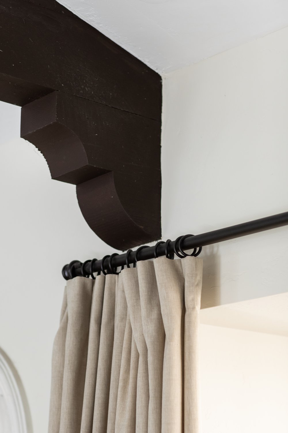 Curtains in bedroom interior design