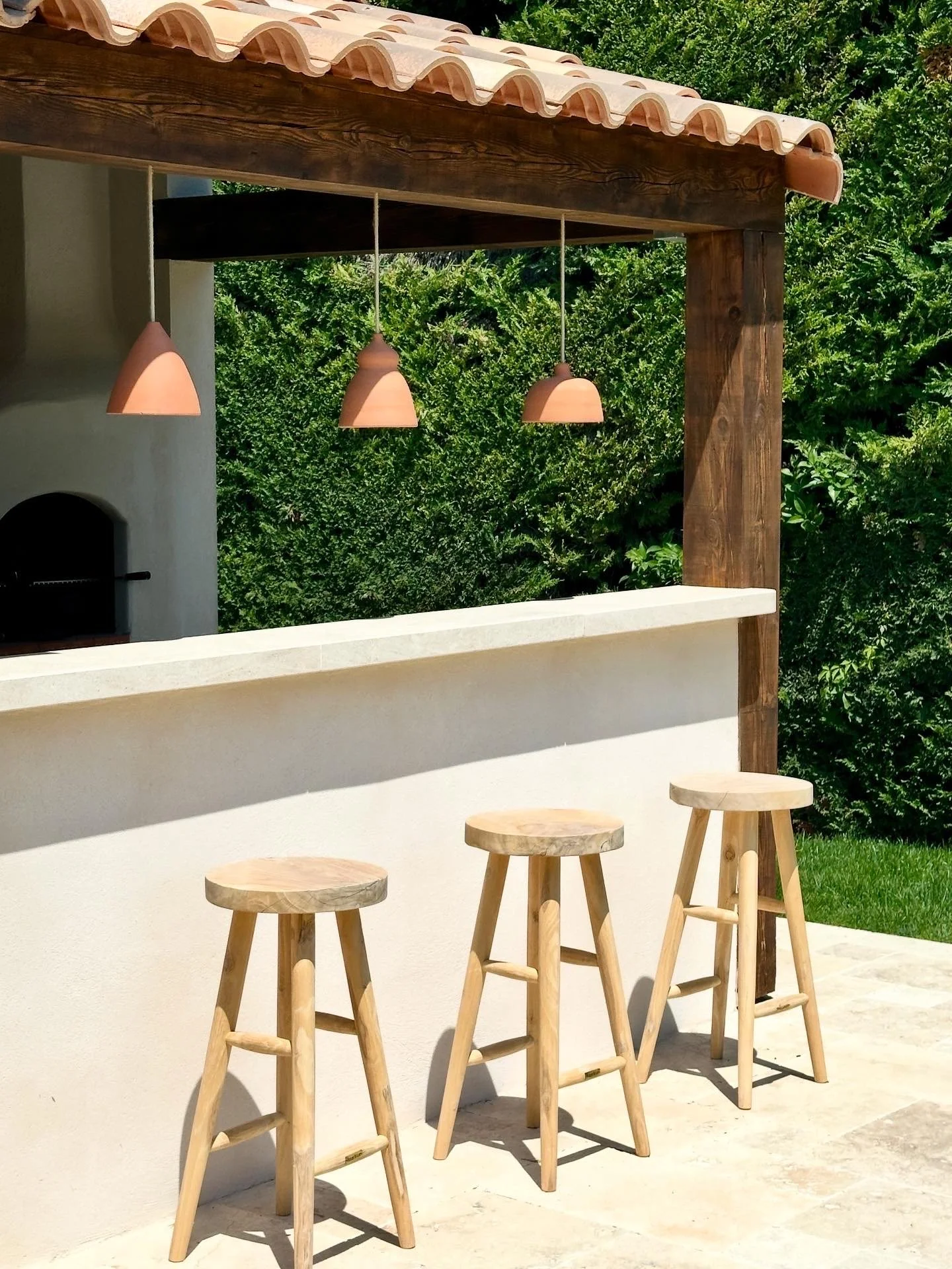le-lagon-vert-villa-holiday-pool-provence-outdoor-kitchen3.jpg