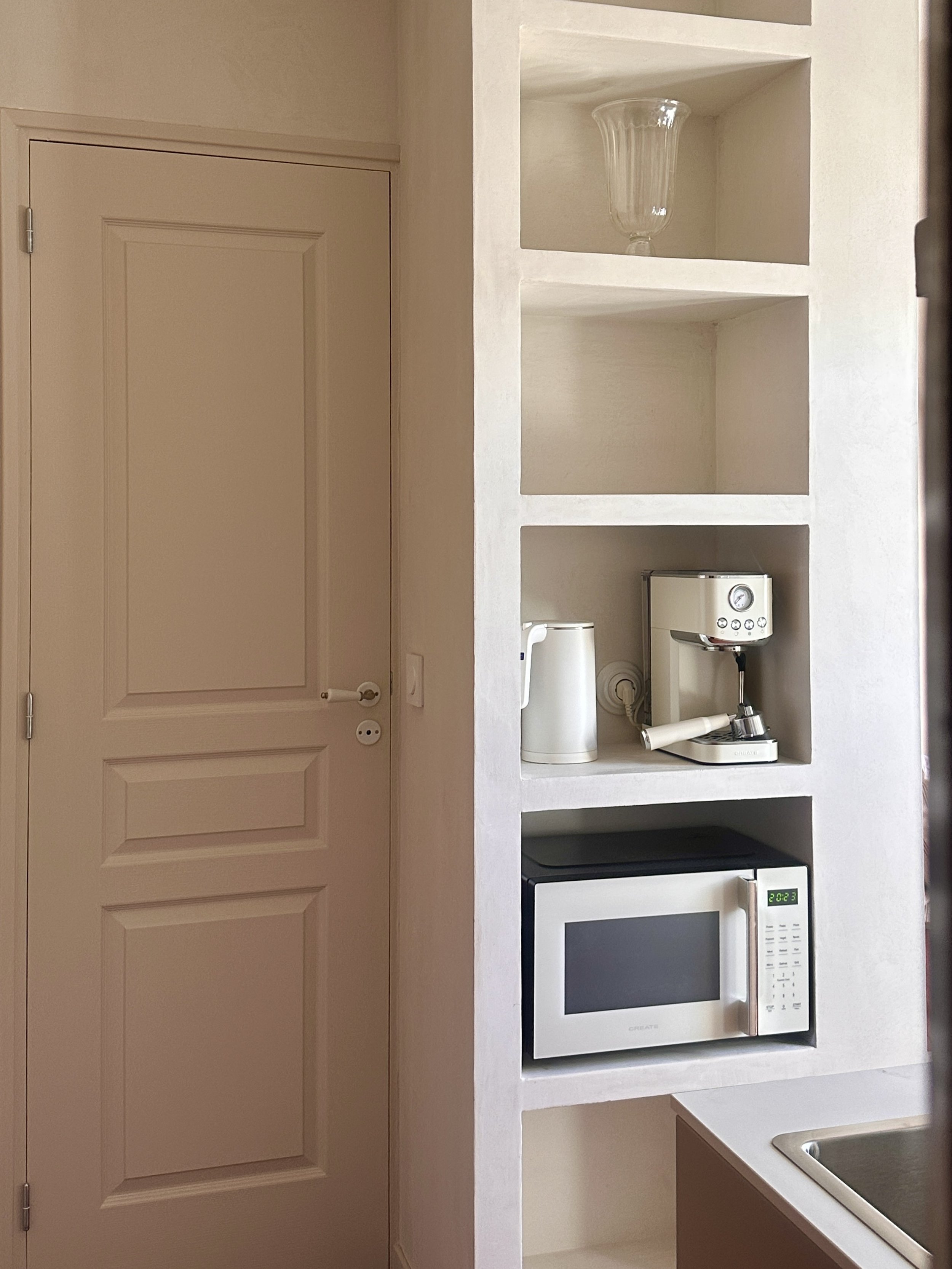 etageres-studio-beabourg-interieur-design-bea-buehler.jpg