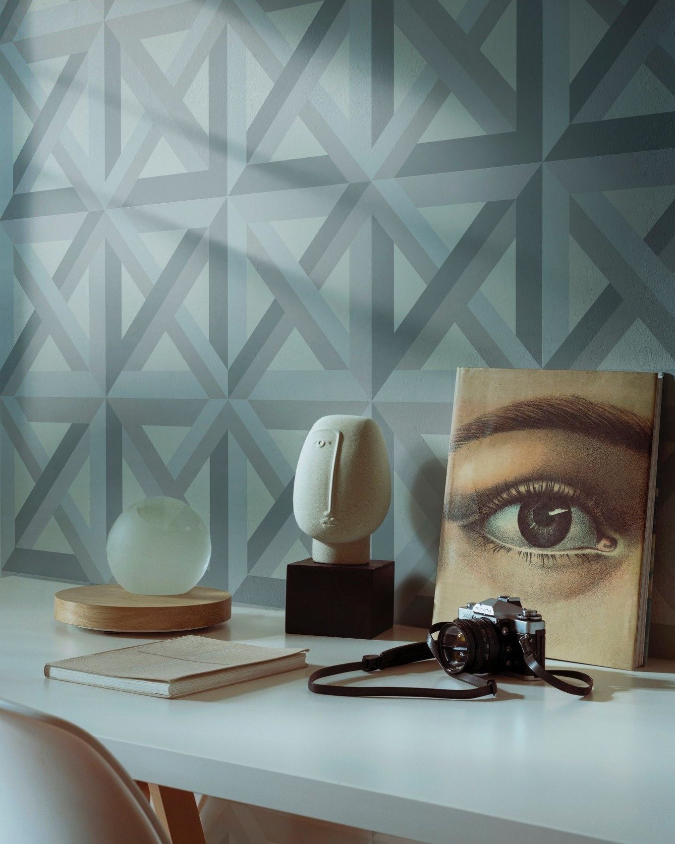 For those who favor geometric wallpapers, our Ardor is a perfect solution. 

photo @annabrignolo