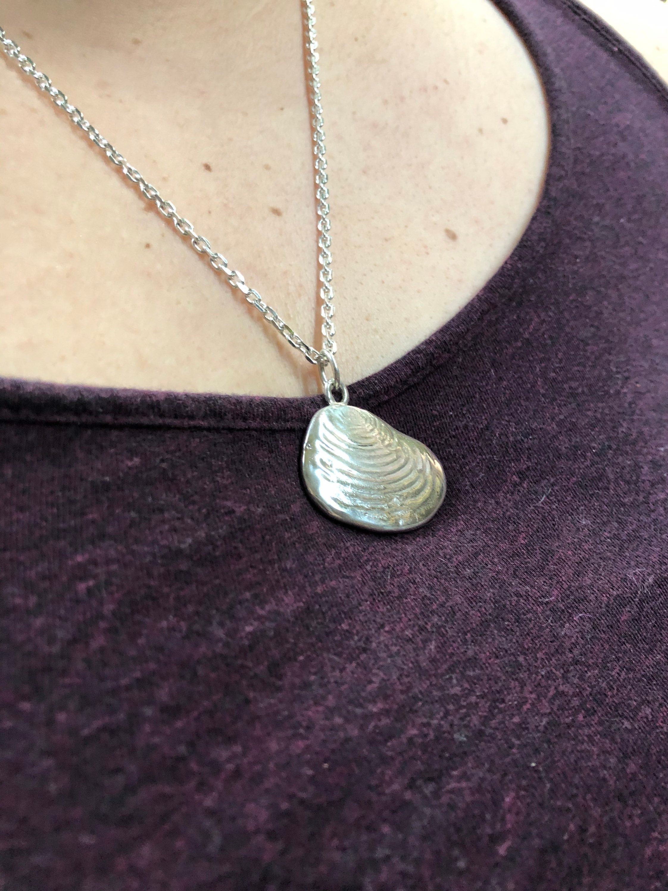 https://i.etsystatic.com/14121113/r/il/6e22b5/3001612970/il_fullxfull.3001612970_dun3.jpg