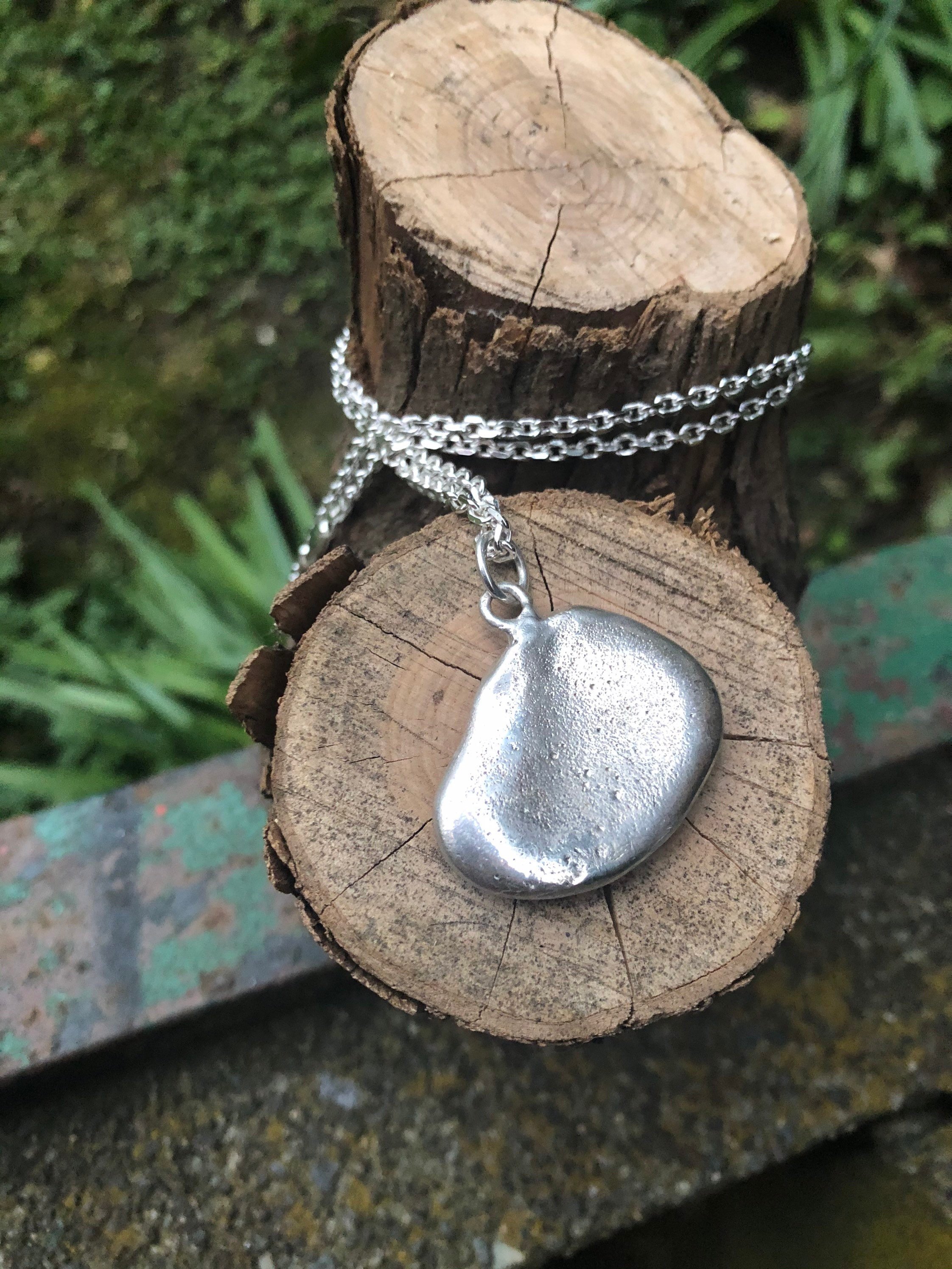 https://i.etsystatic.com/14121113/r/il/04b12d/3049304535/il_fullxfull.3049304535_rnqe.jpg