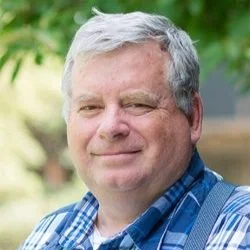 Rose Diseases and Their Management - Mark Windham