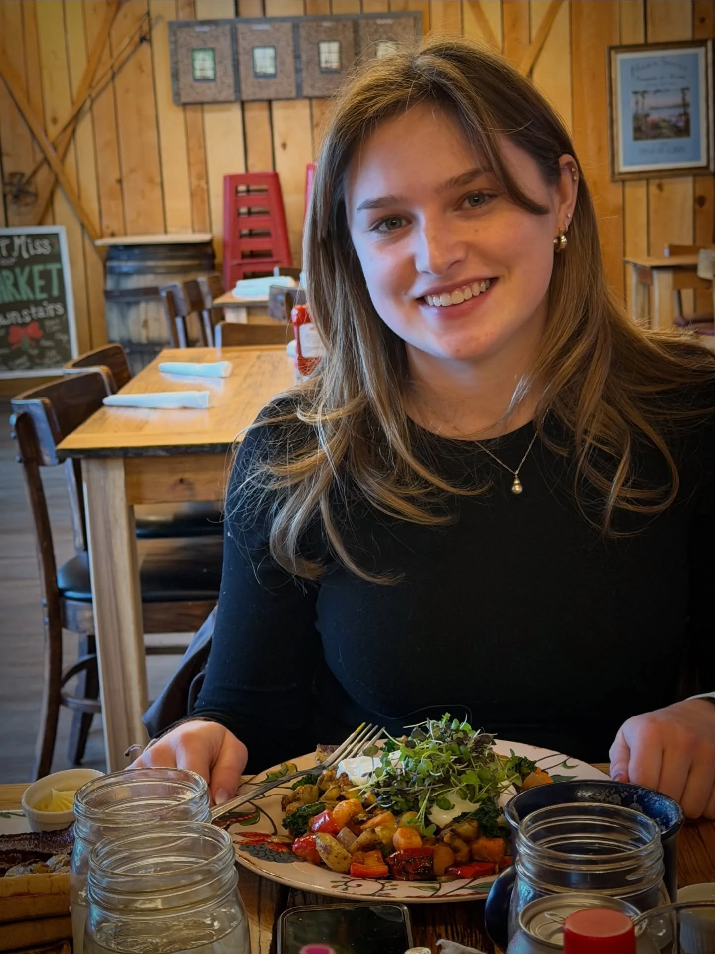 Slow mornings taste better on the farm 🌾
Join us for a made-from-scratch brunch, 9am&ndash;1pm today

@harborspringschamberofcommerce @petoskeyarea @tunneloftreesm119