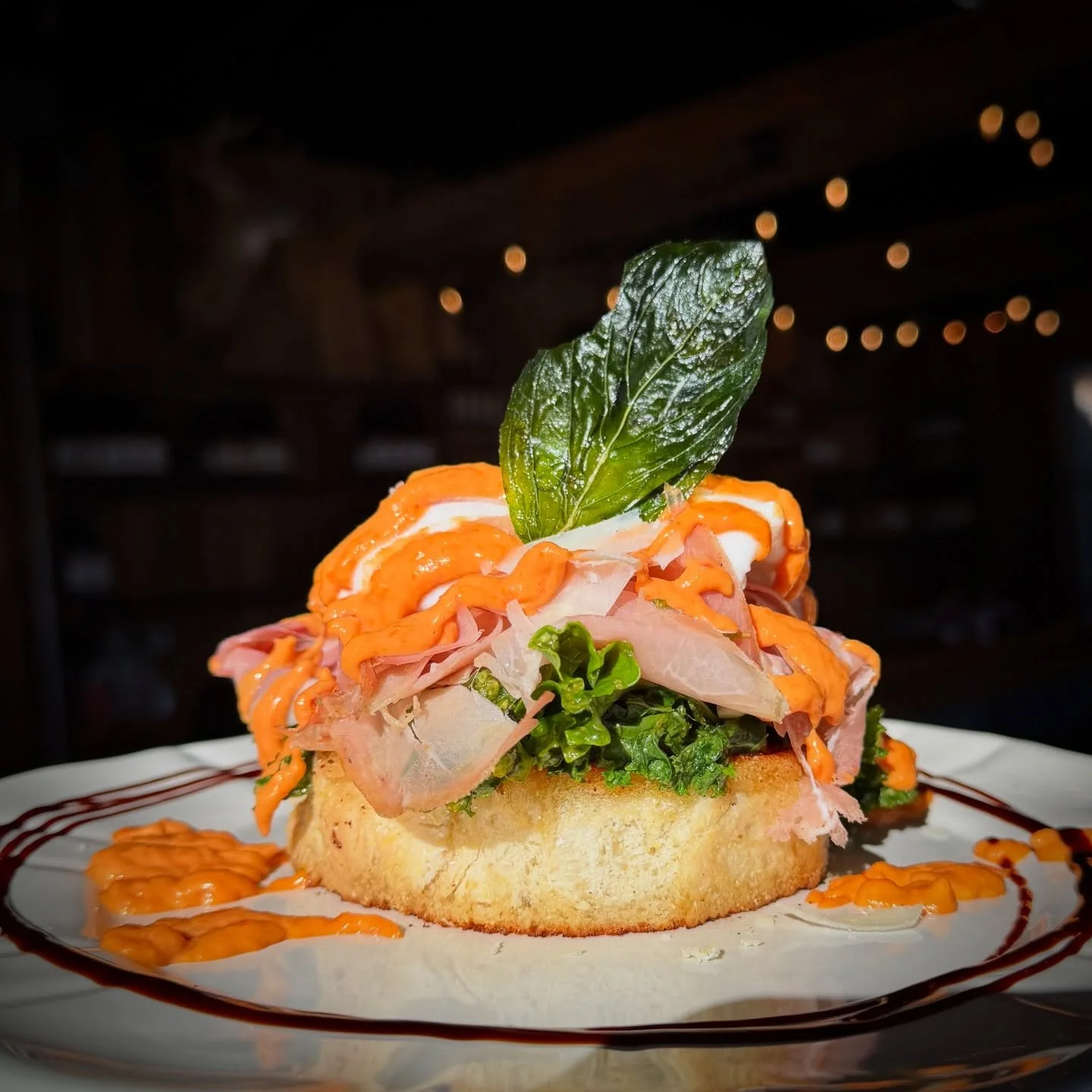 🥂🍳Brunch on the Farm today 9am-1pm! A must try is this beauty&hellip; The Italiano Benedict - garlic butter grilled english muffin bread, prosciutto, pesto kale salad, poached eggs, parmesan &amp; sun dried tomato hollandaise. It tastes as good as 