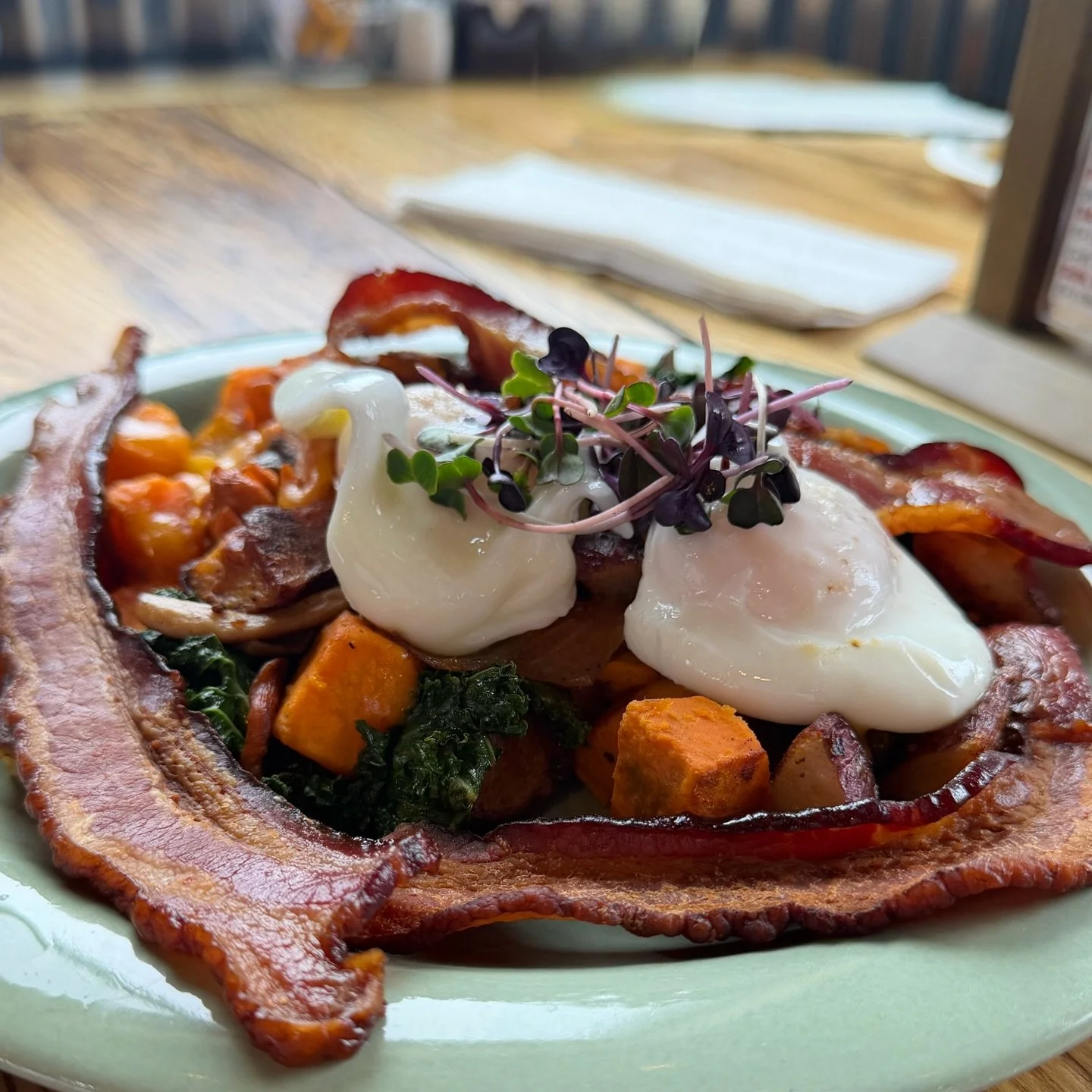 Brunch on the farm today 9am-1pm! No reservations are required. Come savor a made from scratch experience you&rsquo;ll surely enjoy! Tubing, trails, market &amp; livestock barn are open as well. 

@harborspringsevents @harborspringschamberofcommerce 