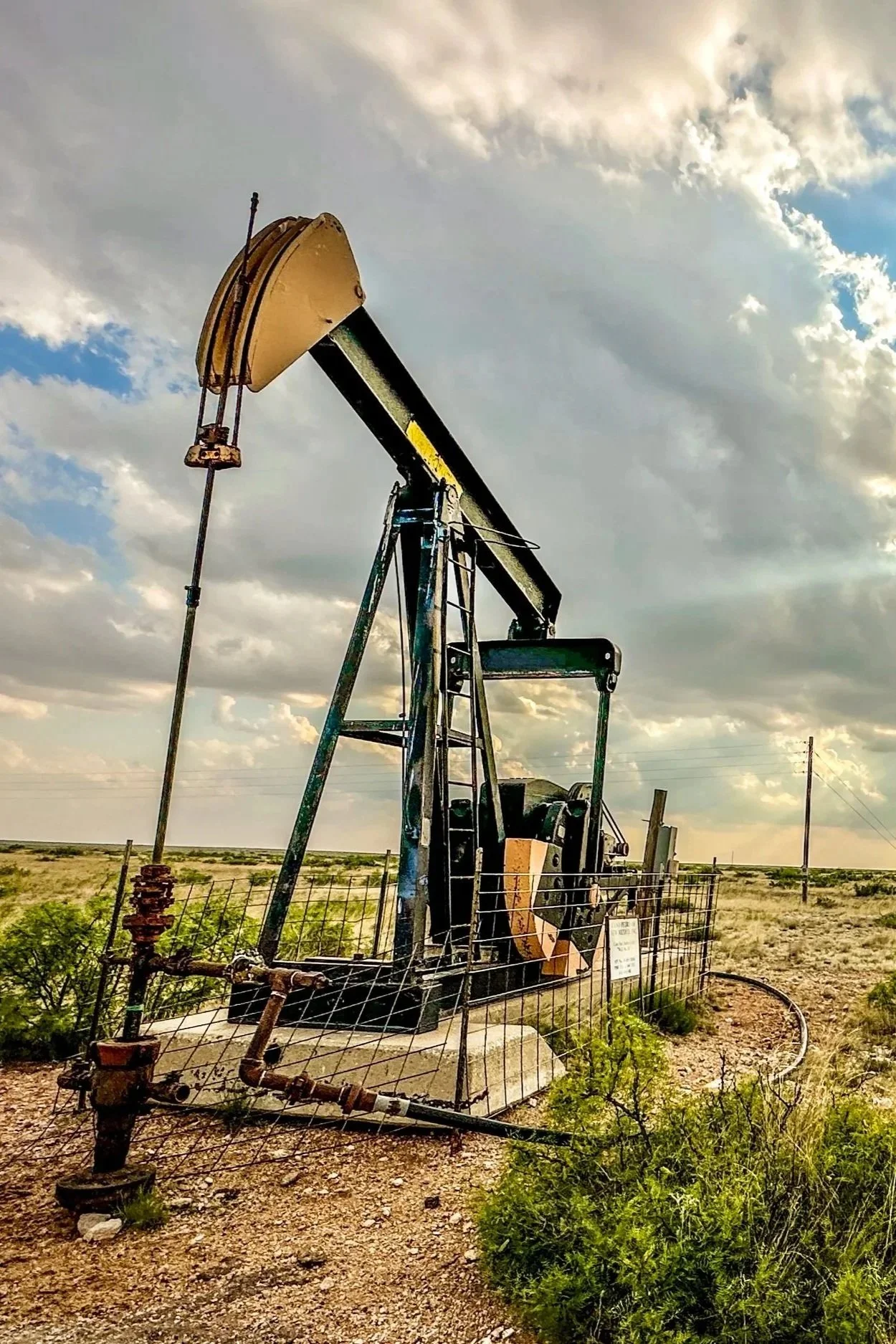 Coordinating media outreach and messaging on an Oracle collaboration designed to plug two New Mexico wells and remove 60,000 Metric Tons of CO2e from the atmosphere.