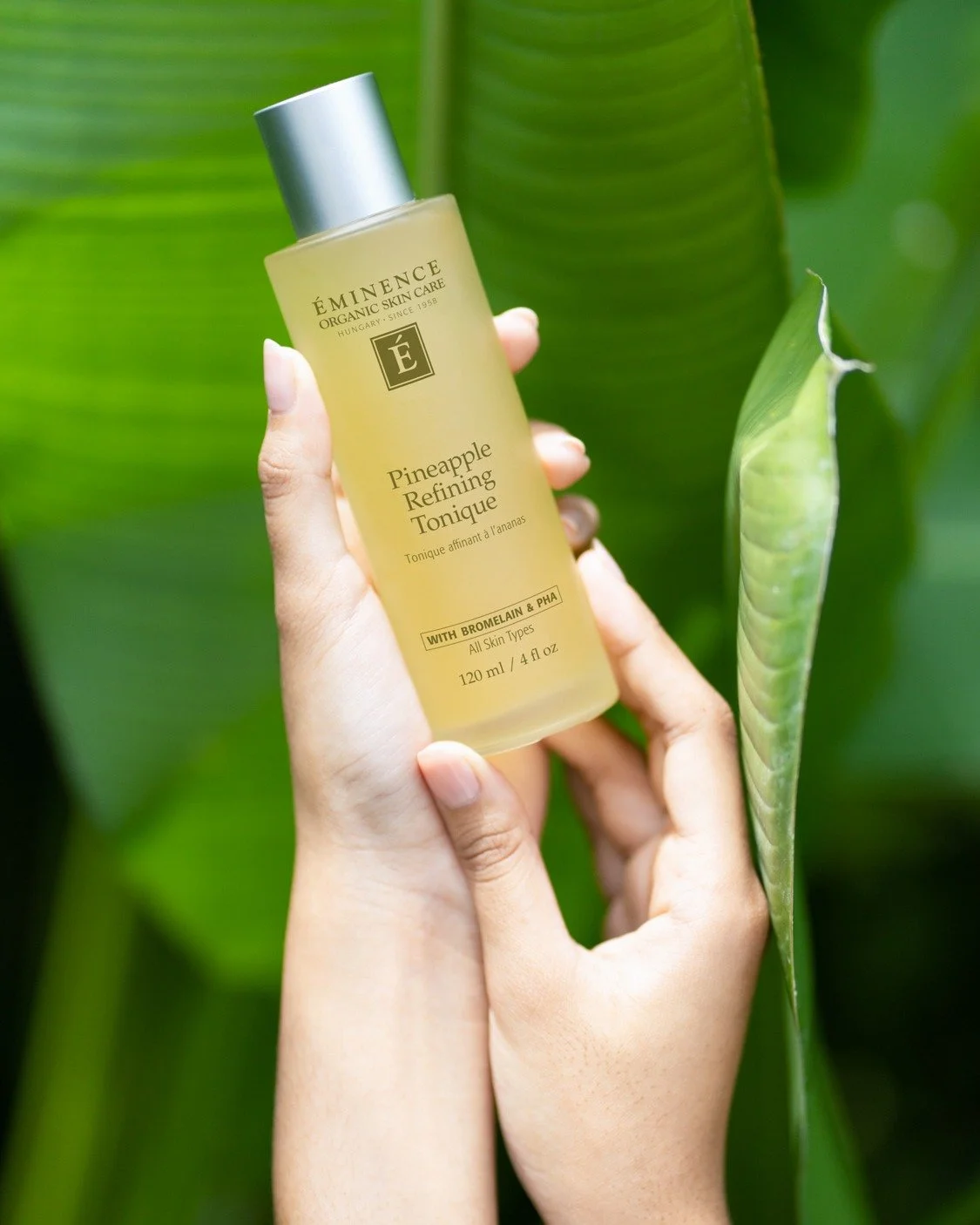 Product Spotlight ✨ | Eminence Pineapple Refining Tonique

Meet your glow-up in a bottle: Eminence Pineapple Refining Tonique 🍍

This gentle daily exfoliating toner is designed to brighten, smooth and refresh &mdash; without stripping your skin.

✨ 