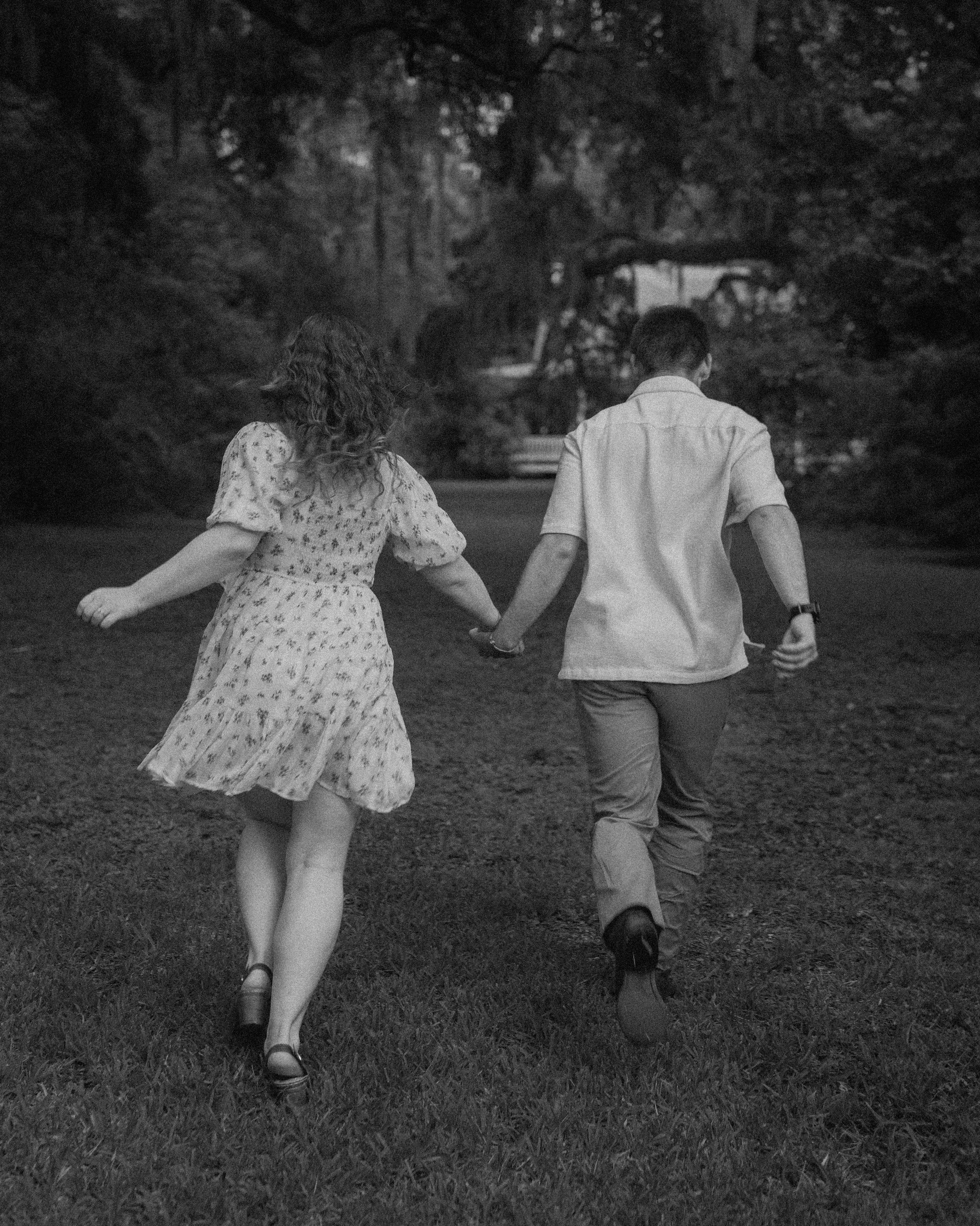 KATHERINE + ETHAN B&W-14.jpg