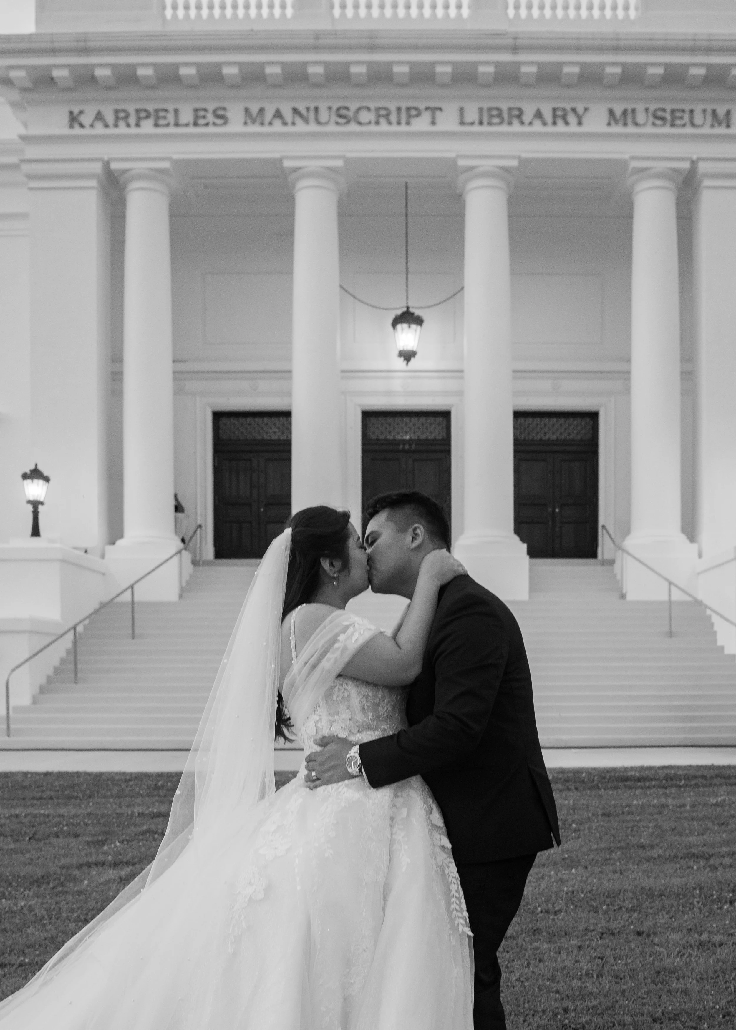 Deanna+Kris-409.jpg