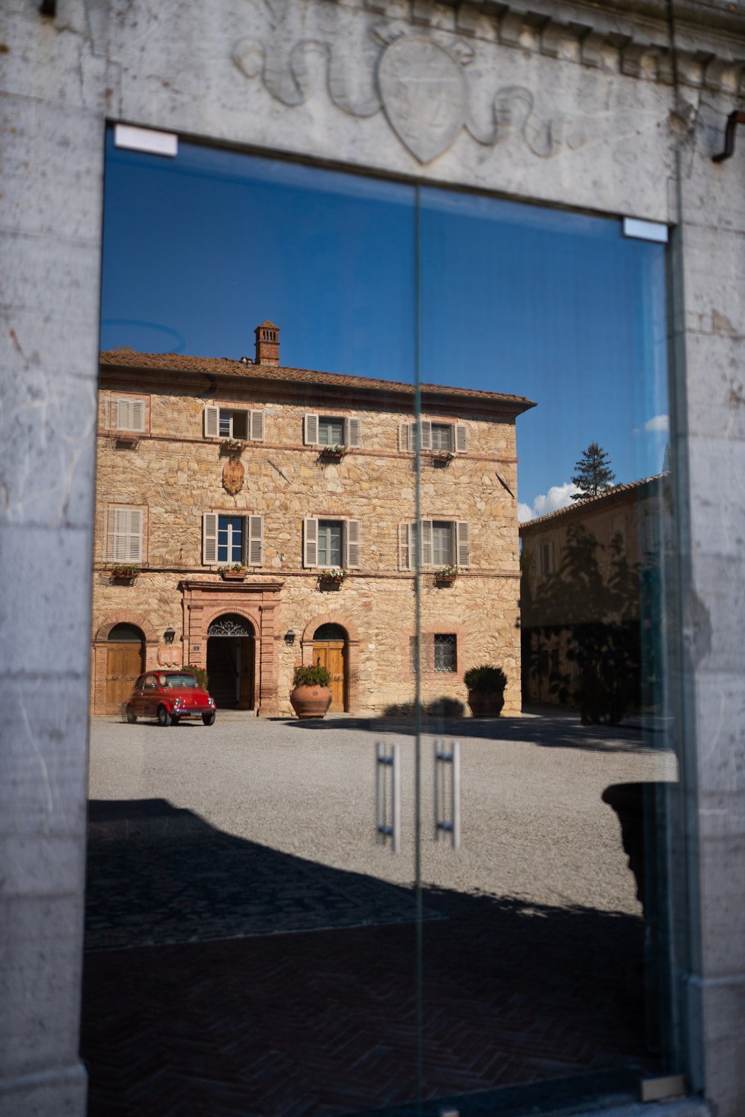 Elopement Borgo San Felice Tuscany (4).jpg