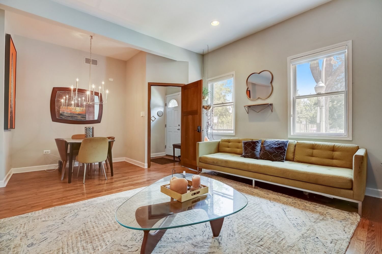 3000 N Hoyne Ave, #1