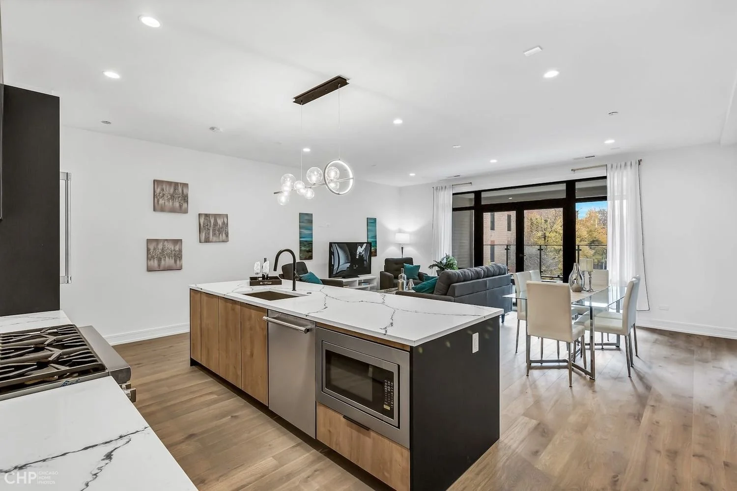 2343 N Elston Ct, #2W