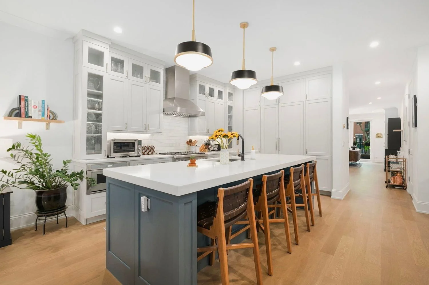 1529 N Hudson Ave, Unit 1