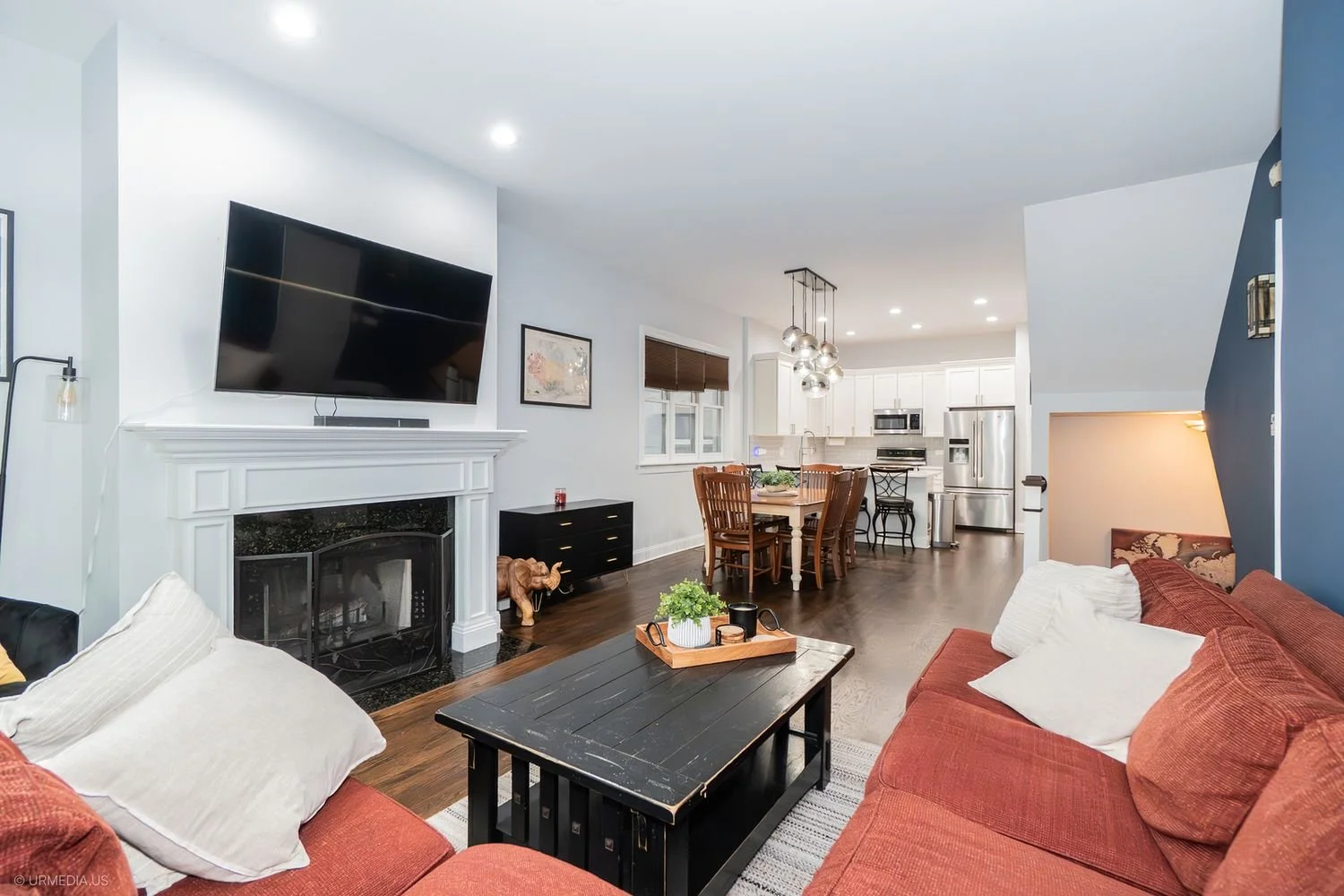 1511 N Mohawk St, Unit 1