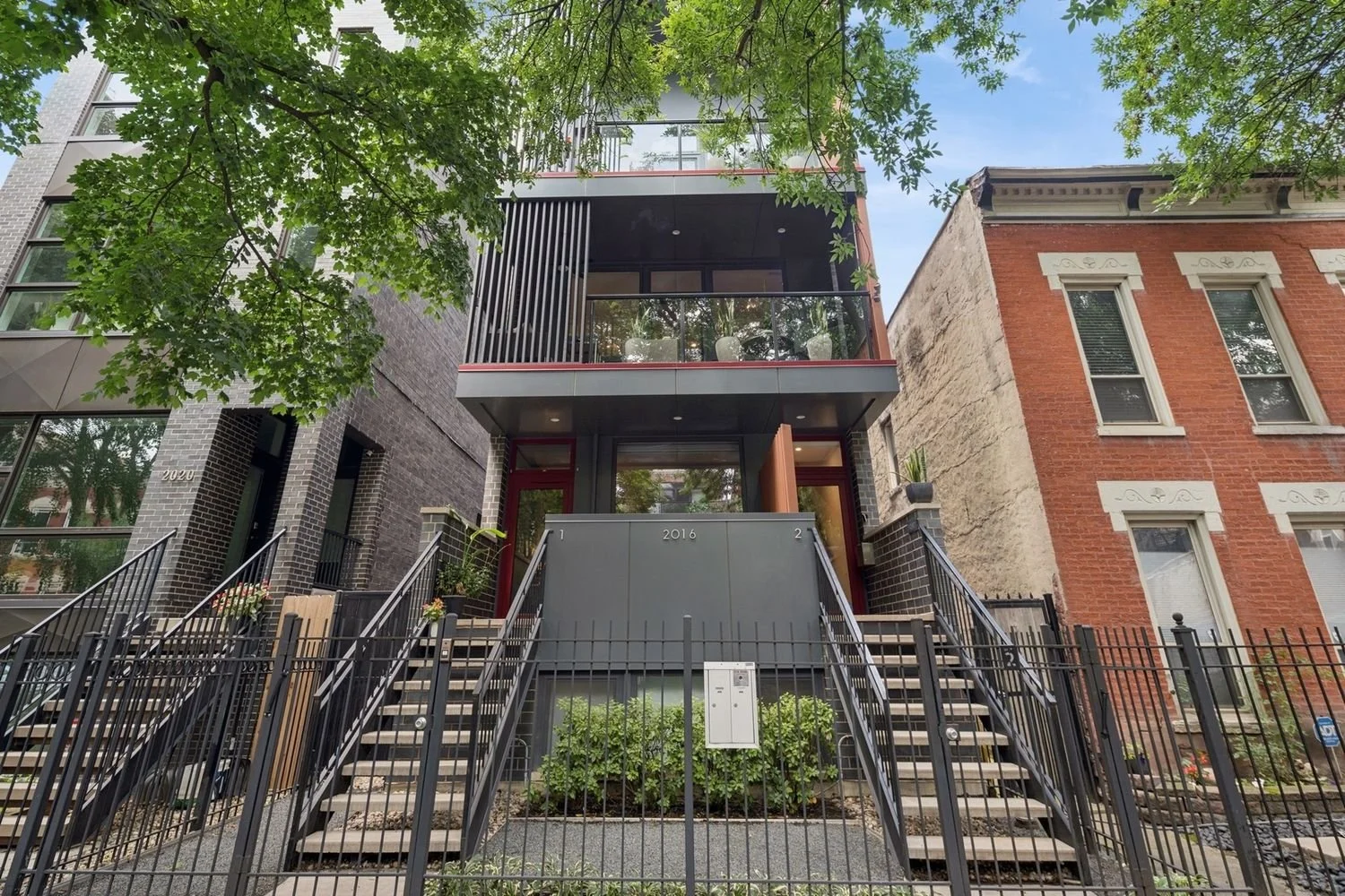 2016 W Crystal St, Unit 2