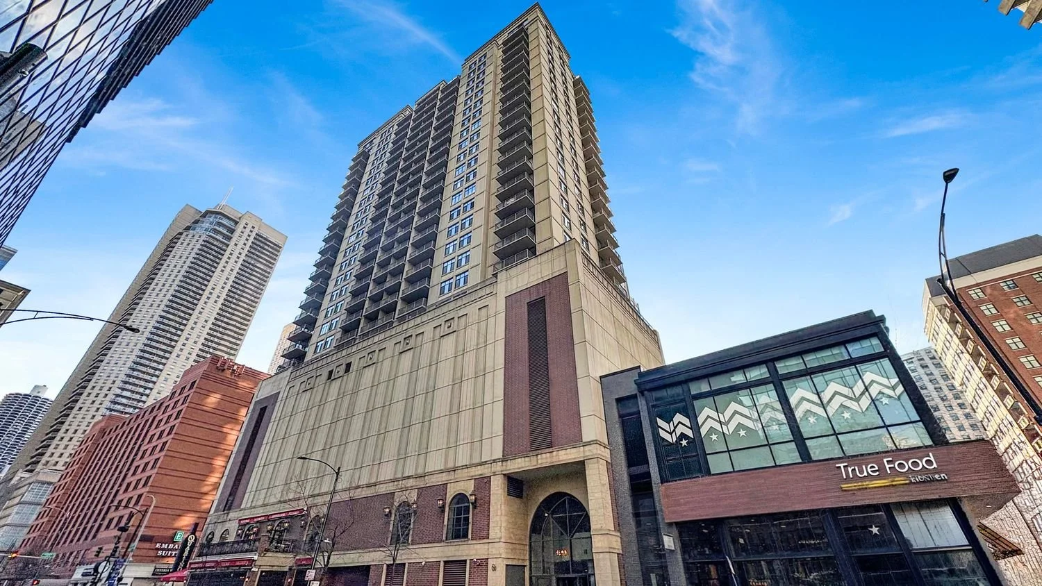 630 N State St, Unit 2305