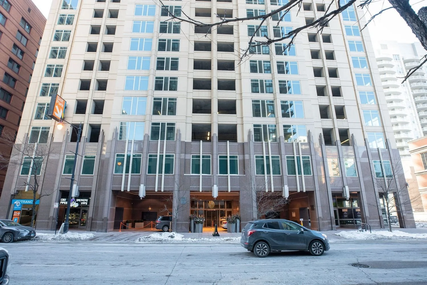 33 W Ontario St, Unit 58AB