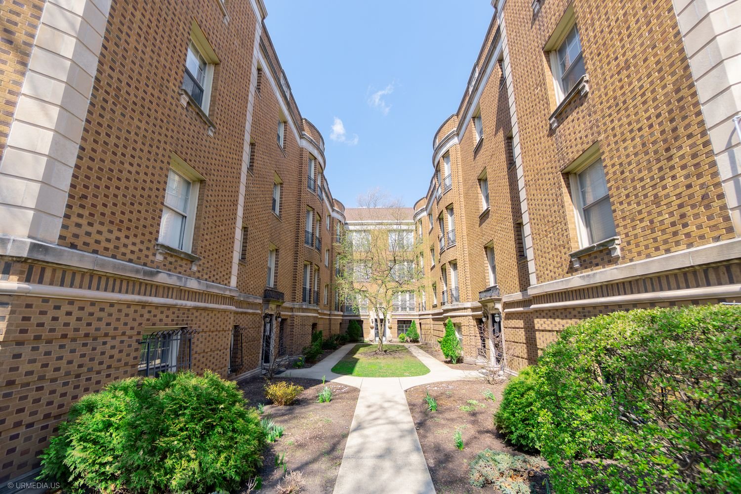 1524 W Fargo Ave, Unit 3N