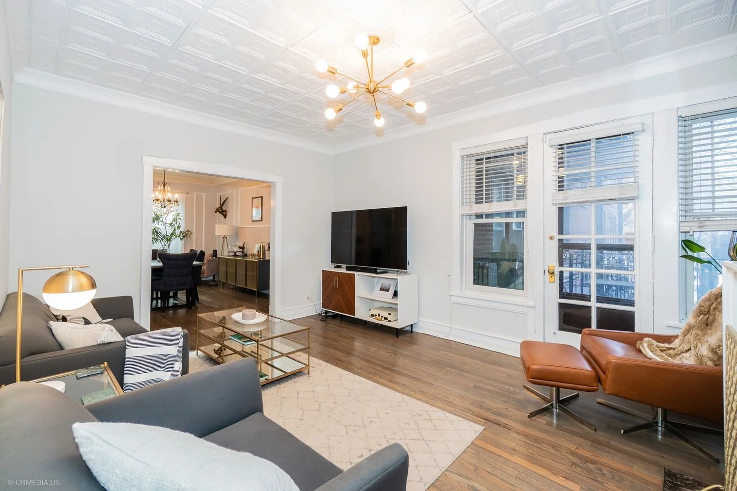 3644 N Pine Grove Ave, Unit 1