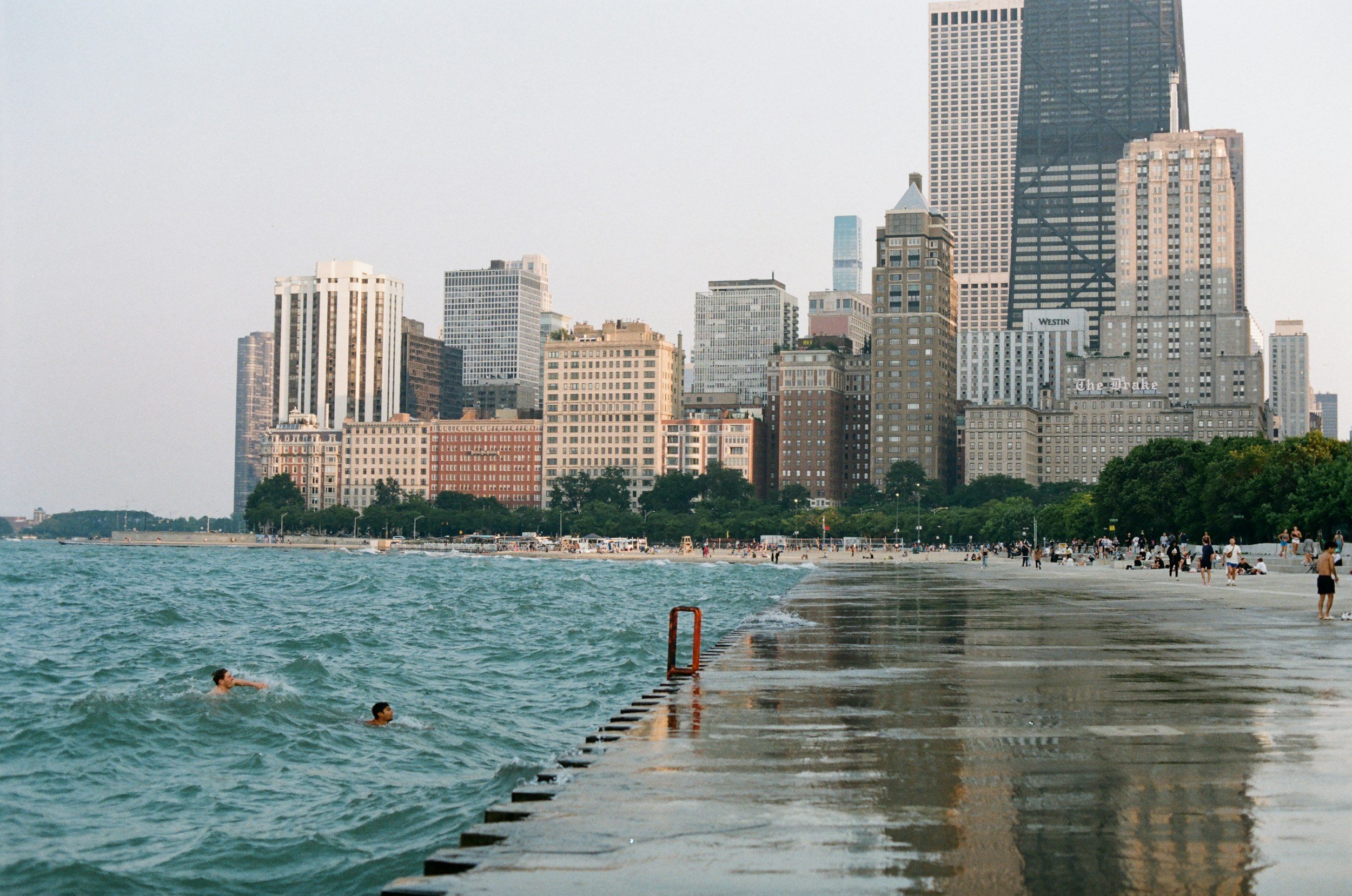 Find Your Fit: Four Chicago Neighborhoods to Know