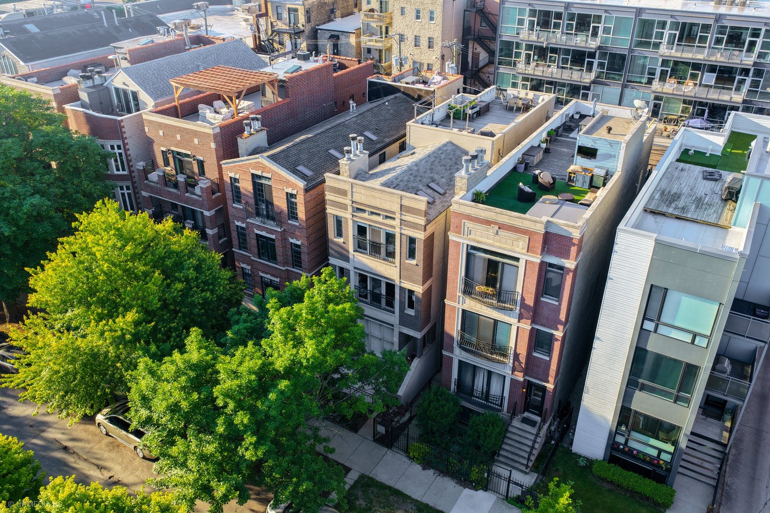 Exterior 6 at 1541 W Montana St