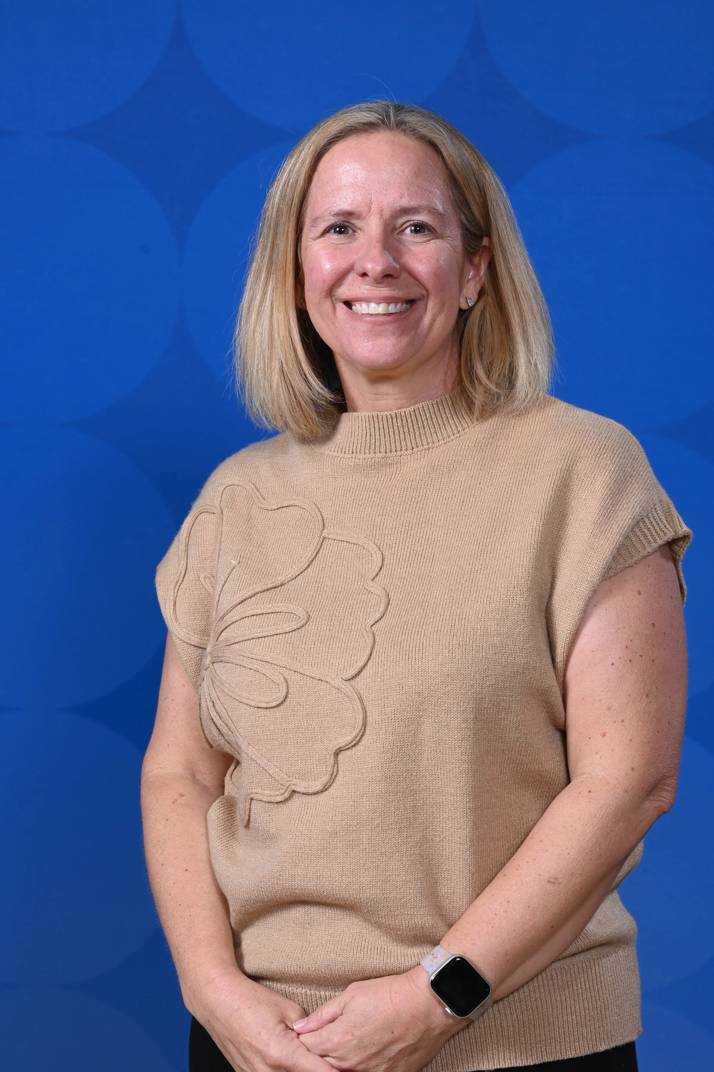 Amy Thomas Headshot
