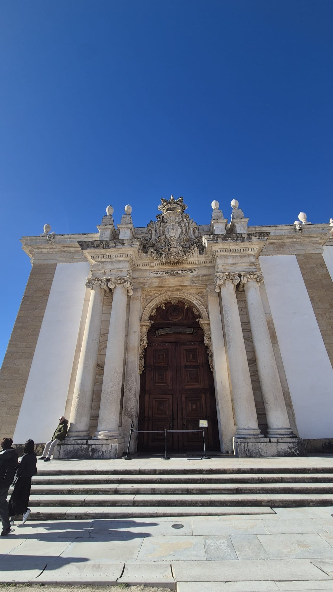 Coimbra - biblioteca Joanina.jpeg