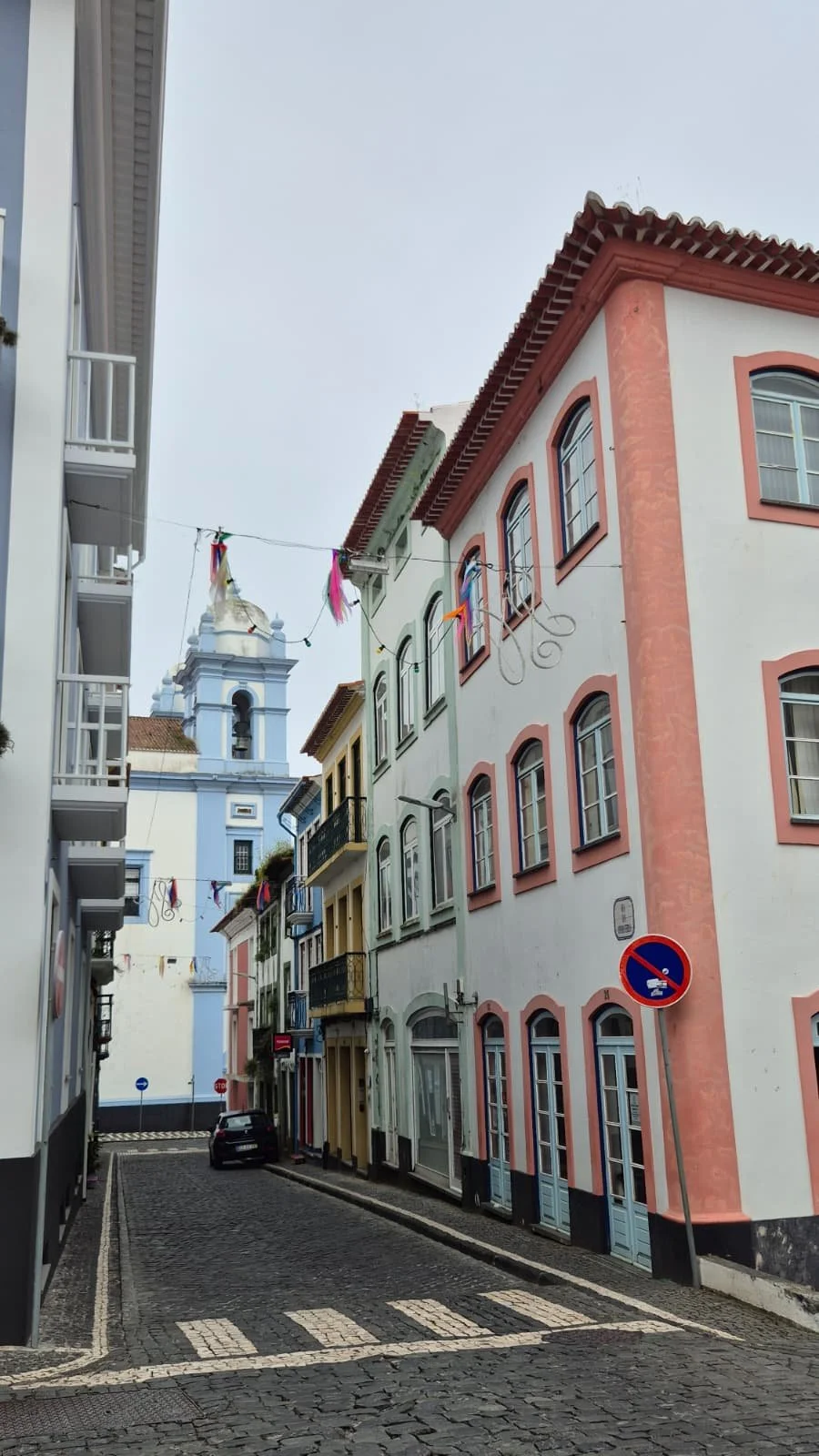 Angra do Heroísmo - rua.jpeg