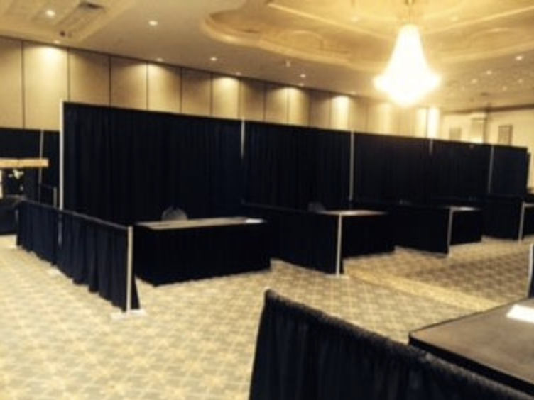 Creating Impactful Exhibitor Spaces: Event Rentals for Trade Shows in Atlanta