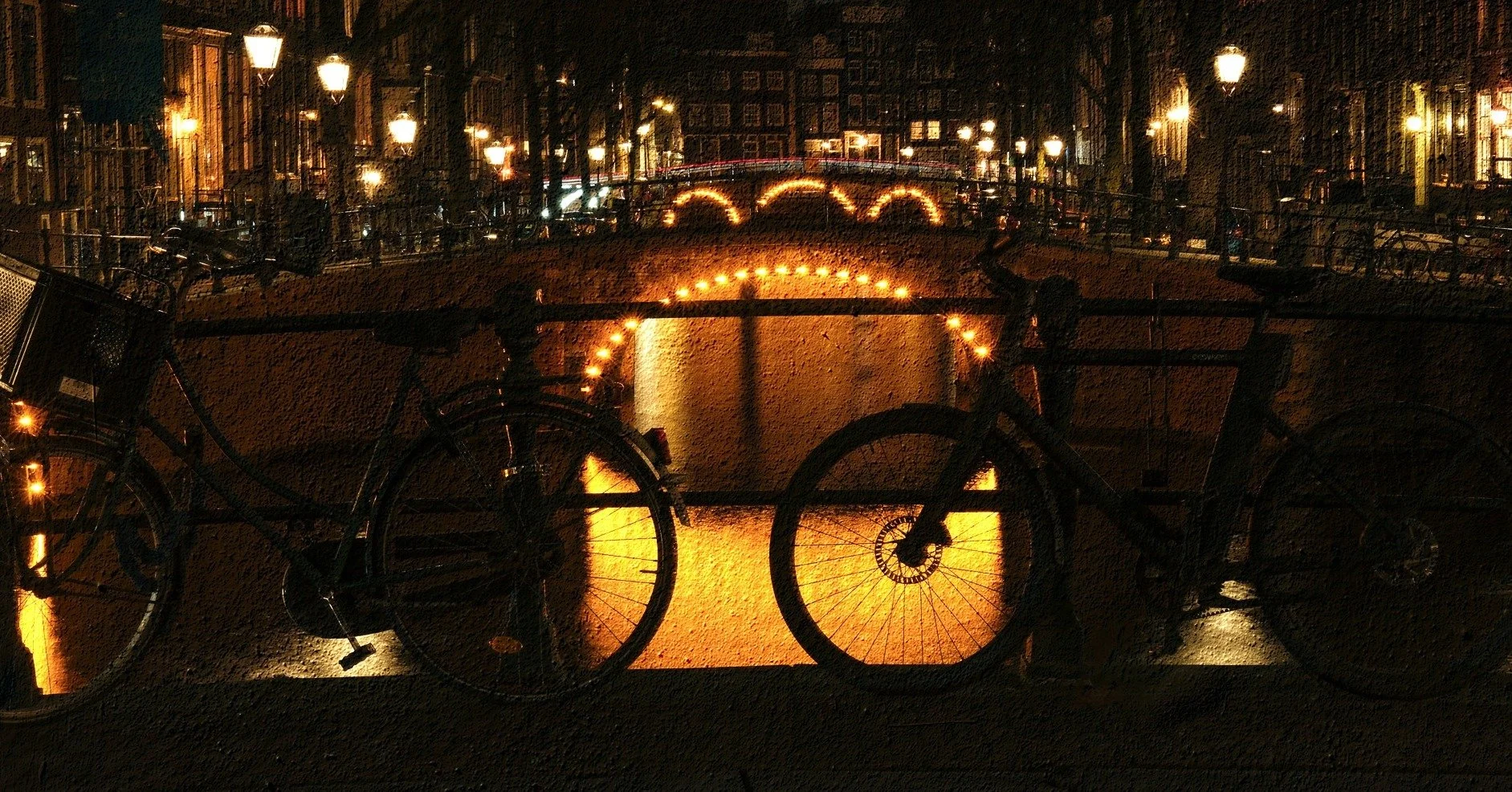 Long exposure with extra layers in PS 📸

Amsterdam is such a cool city and, as I discovered, the old bridges are lit up at night - ALL YEAR ROUND! How cool is that! I do enjoy a bit of long exposure and so this just has a texture added to it in orde